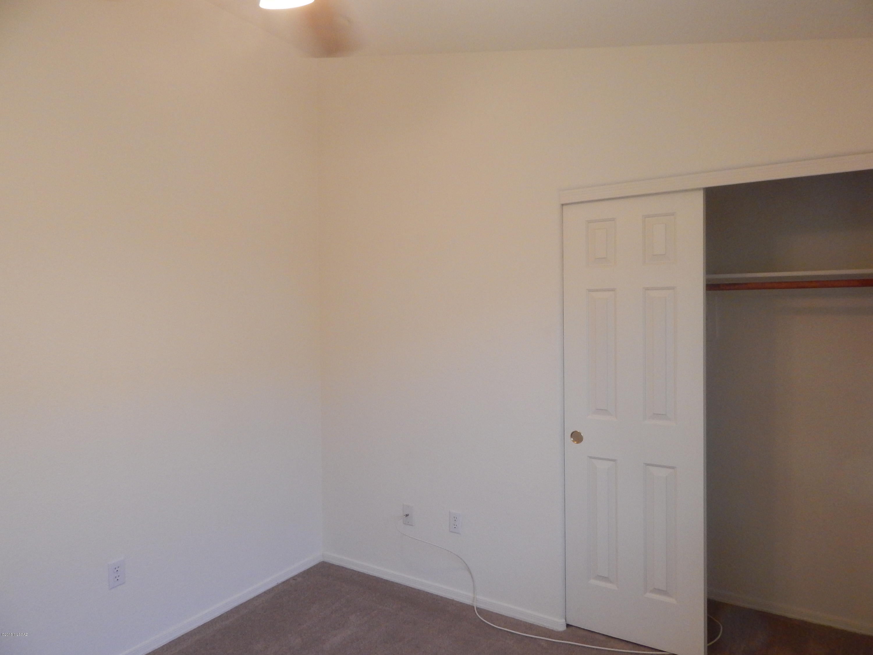 Colina De Oro (1-138) - Residential Lease