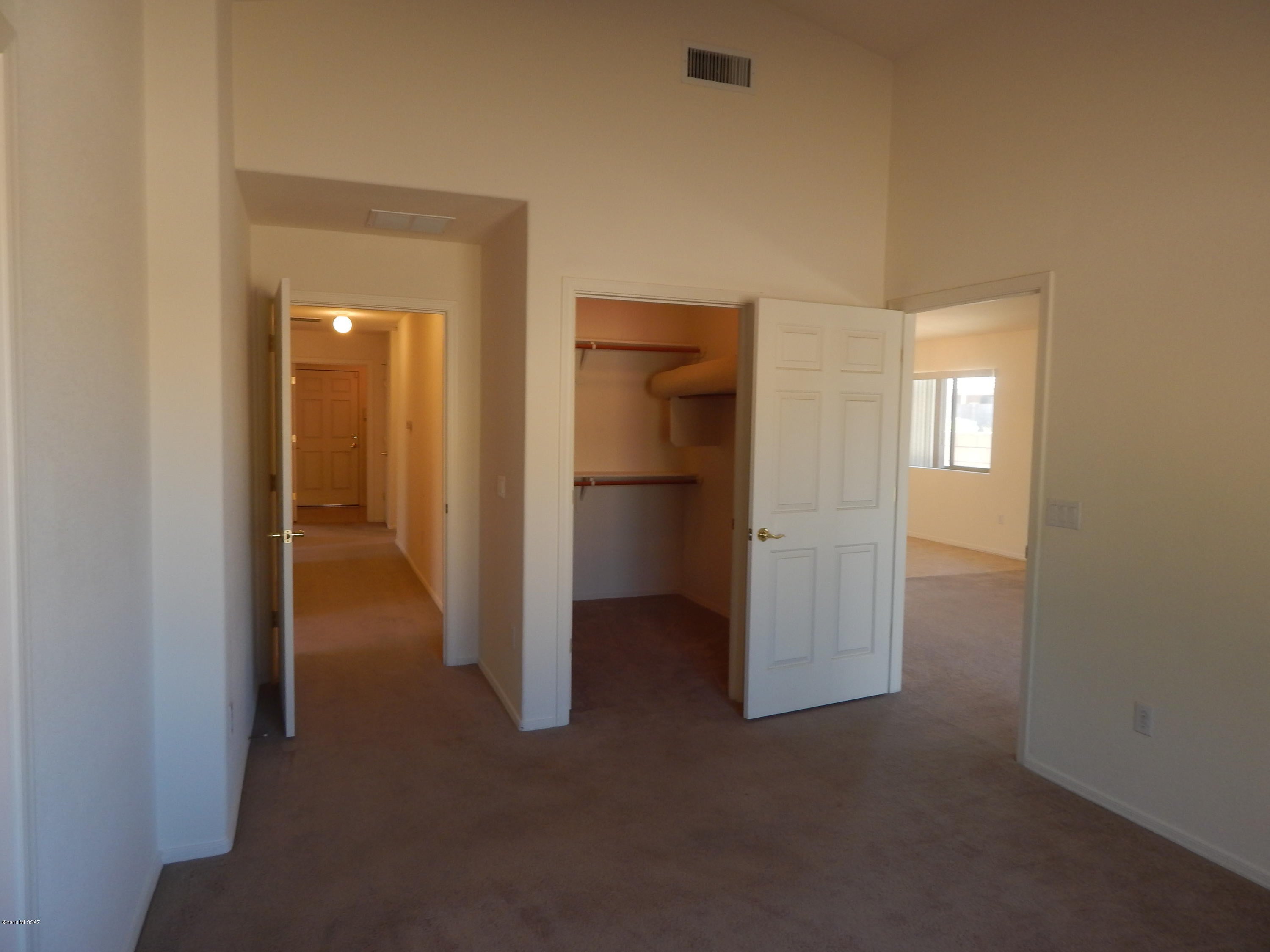 Colina De Oro (1-138) - Residential Lease