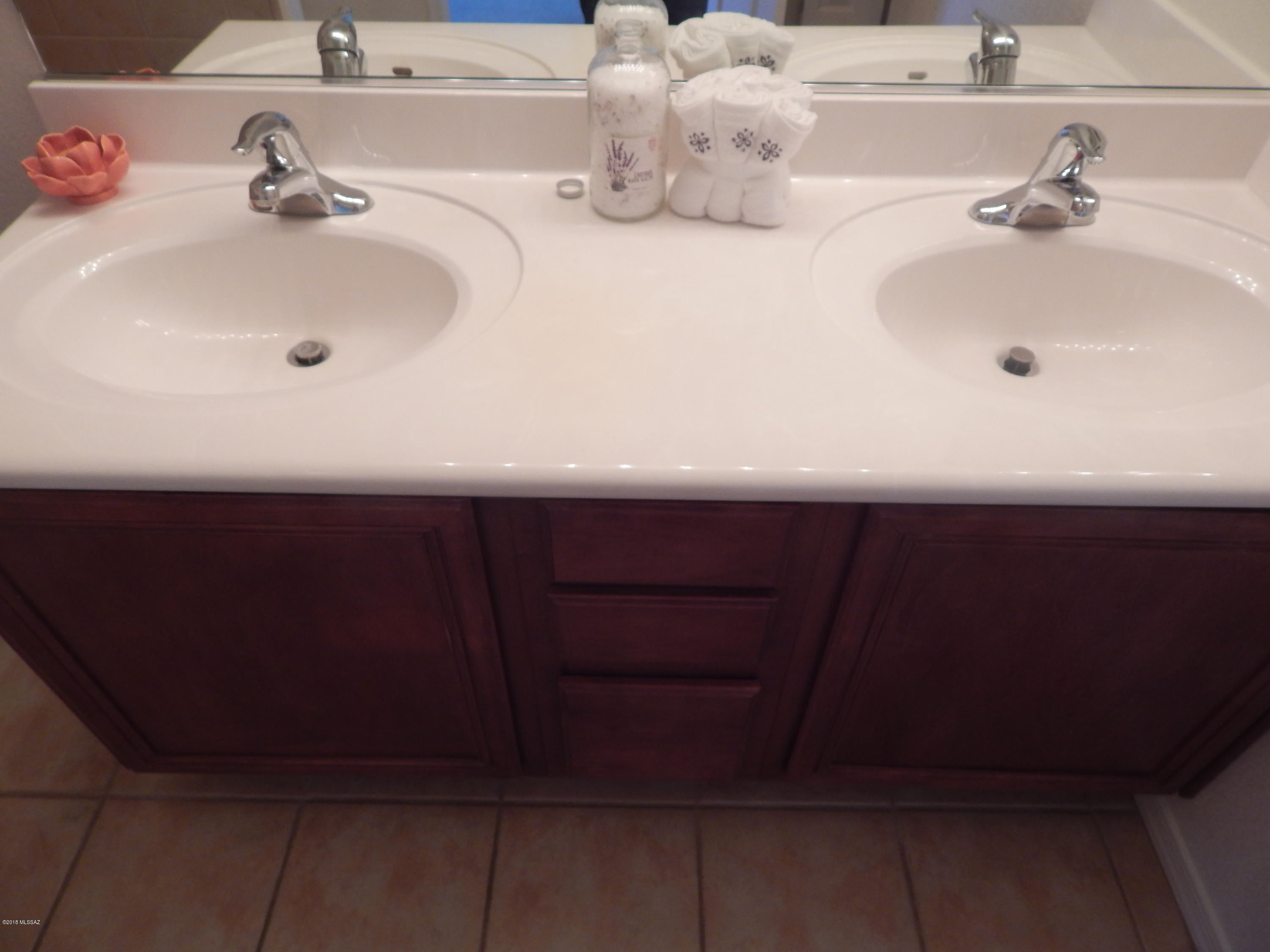 Colina De Oro (1-138) - Residential Lease