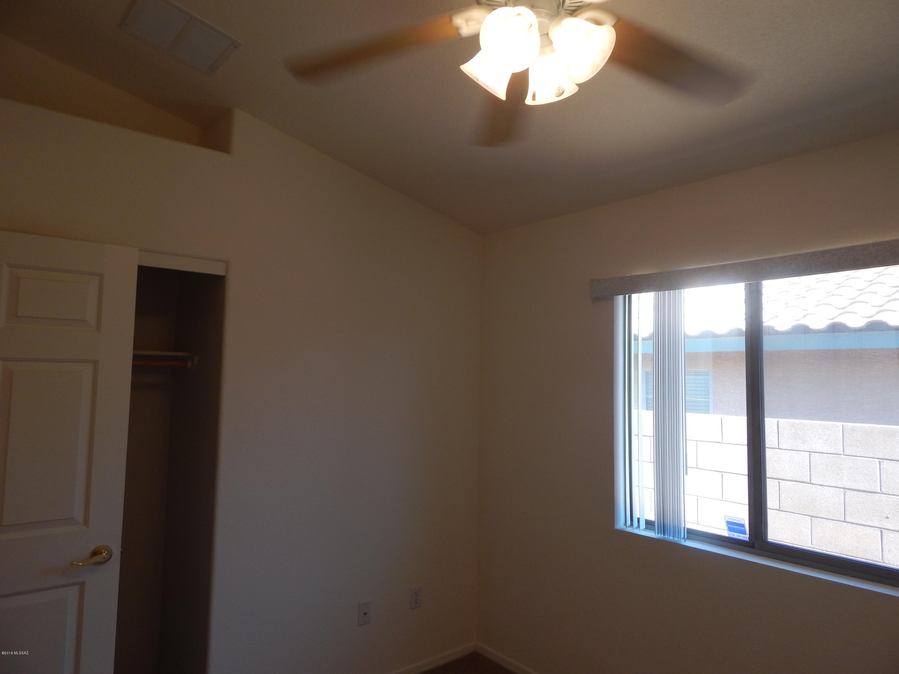Colina De Oro (1-138) - Residential Lease