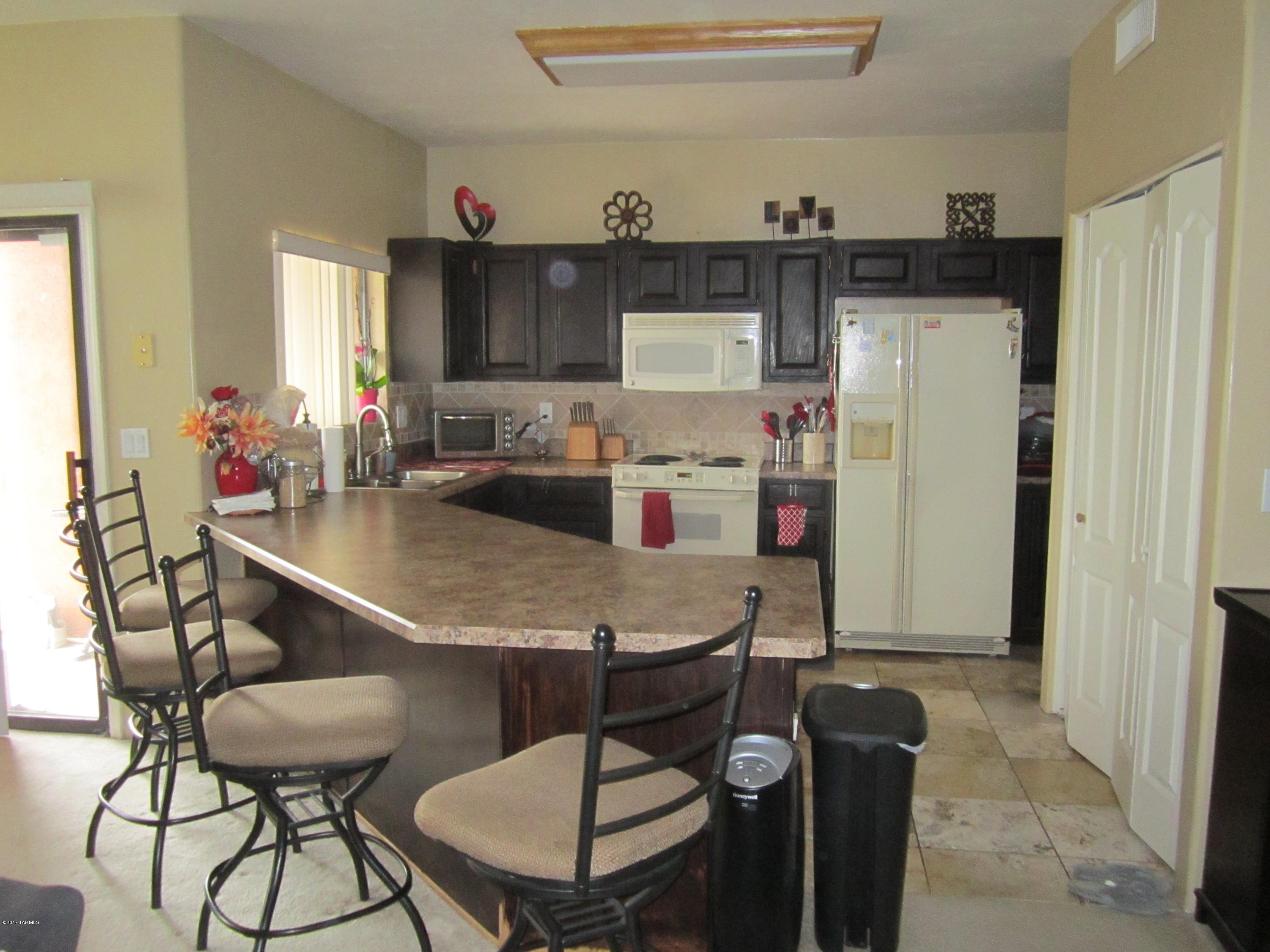 Fairway Terrace Condos. (Units 1-30) - Residential