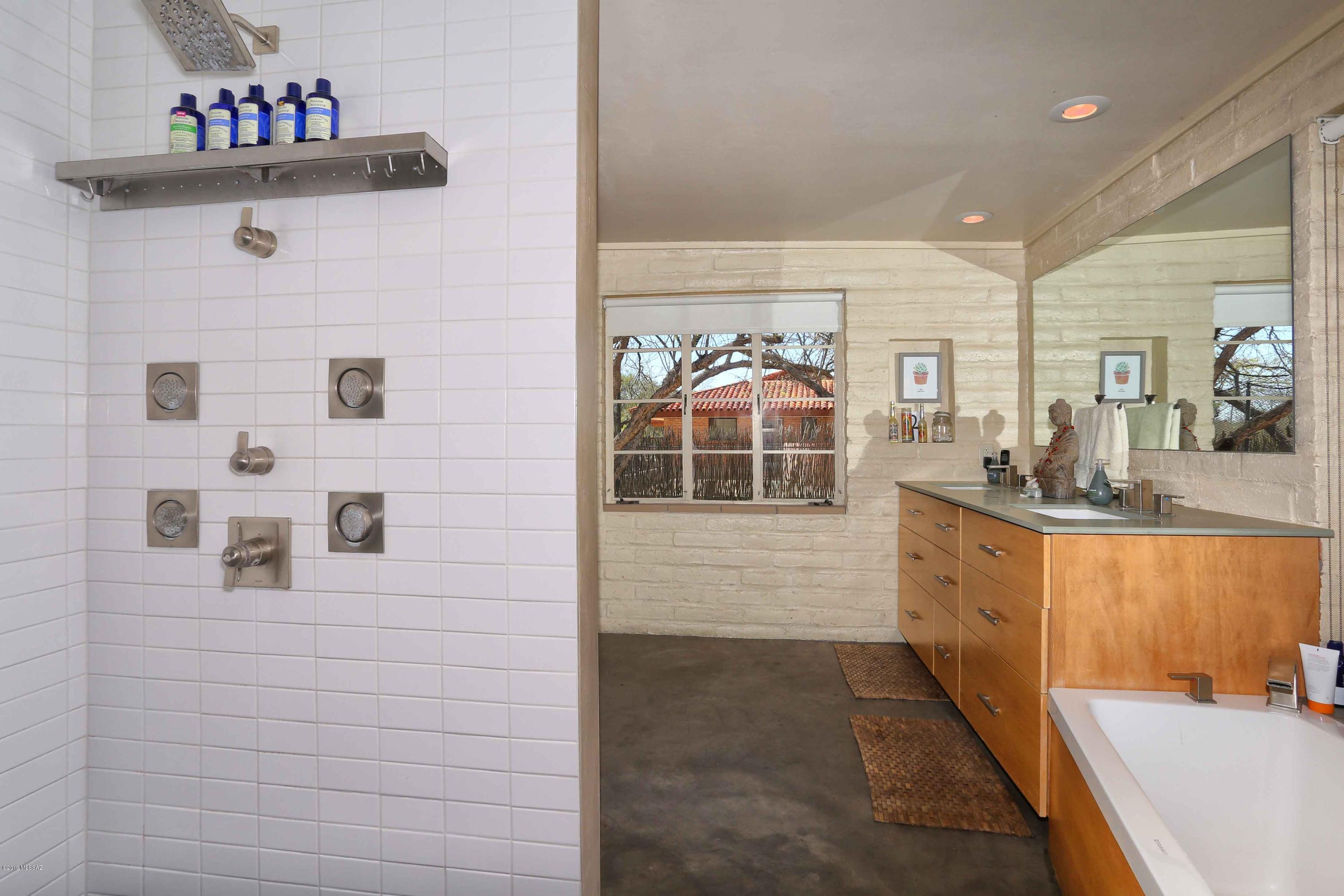 Colonia Solana - Residential