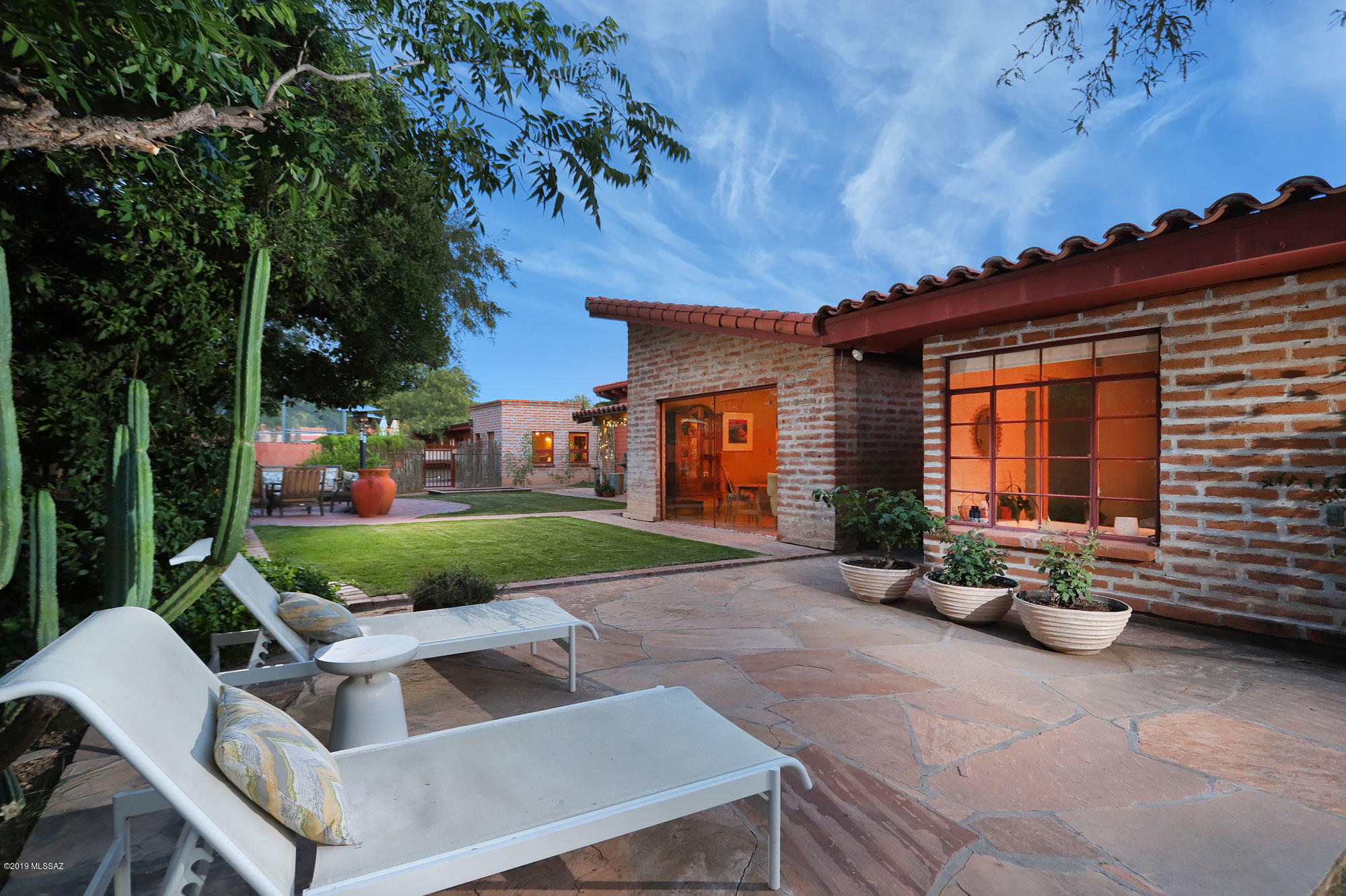 Colonia Solana - Residential