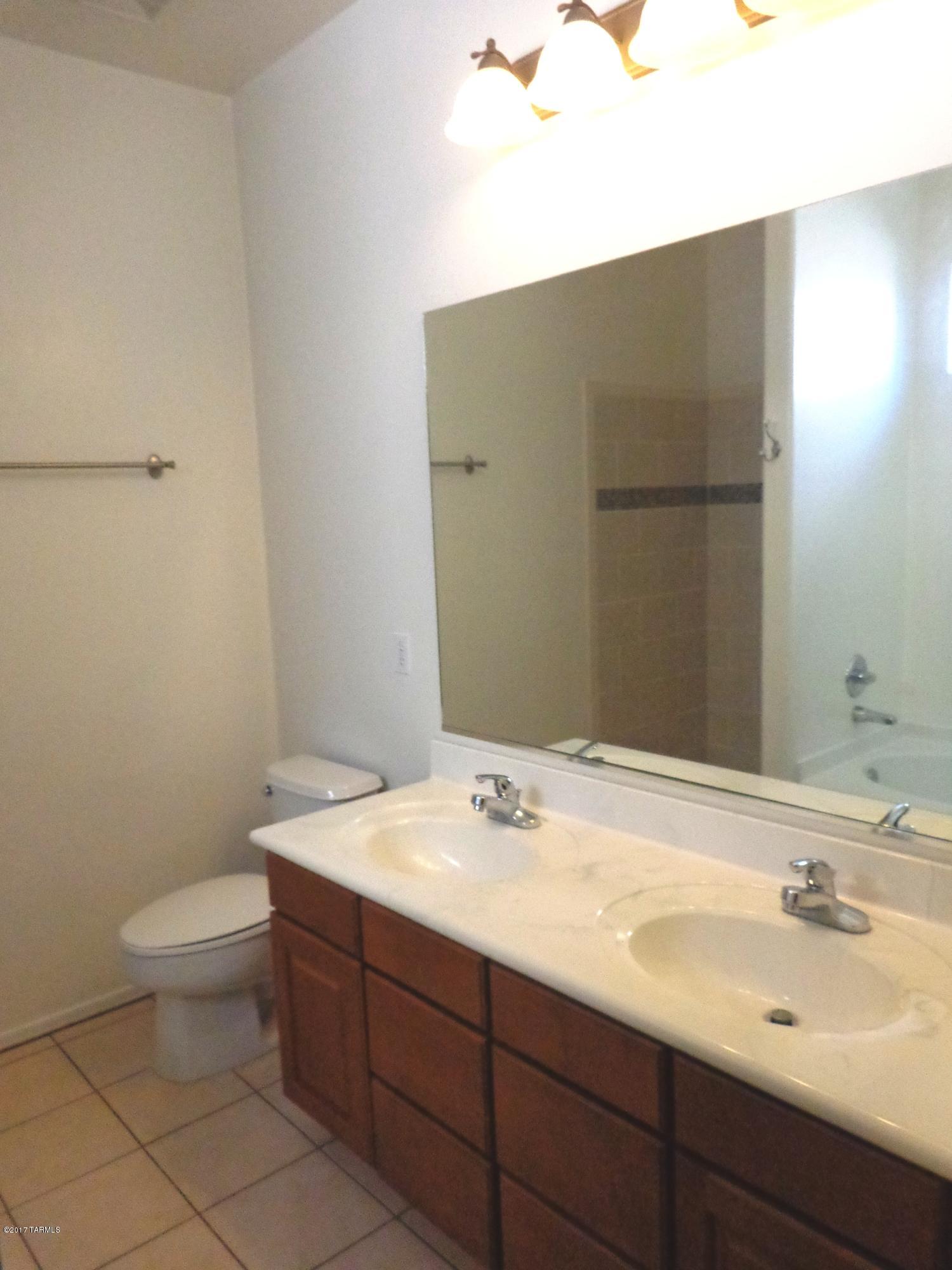 Rancho Del Lago (BLK44) - Residential