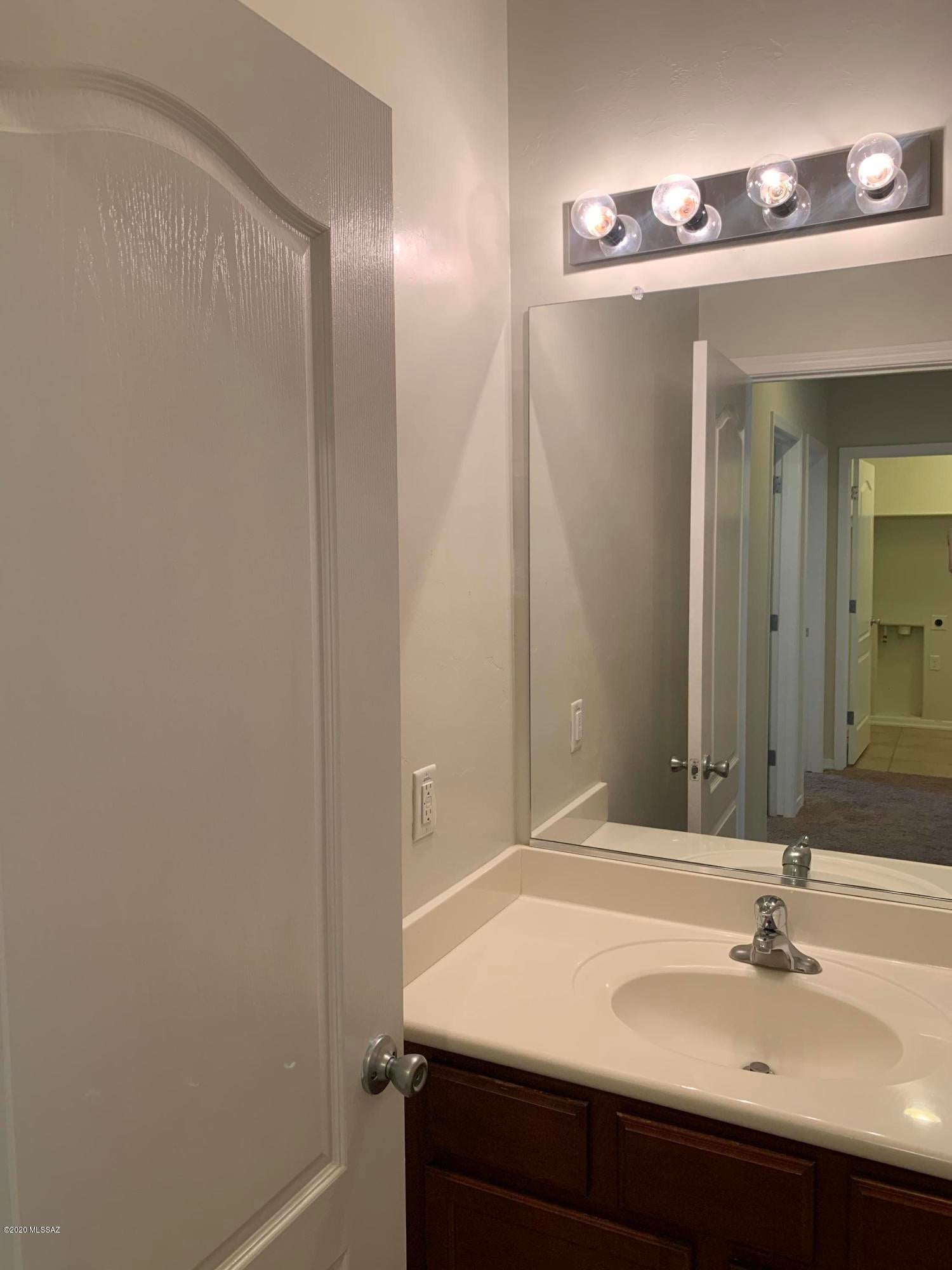 San Lucas Block 8 - Residential Lease