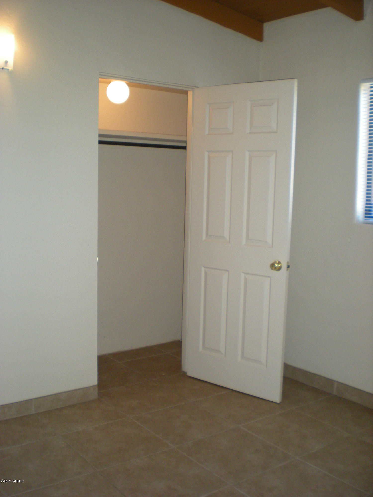 Unsubdivided - Residential Lease