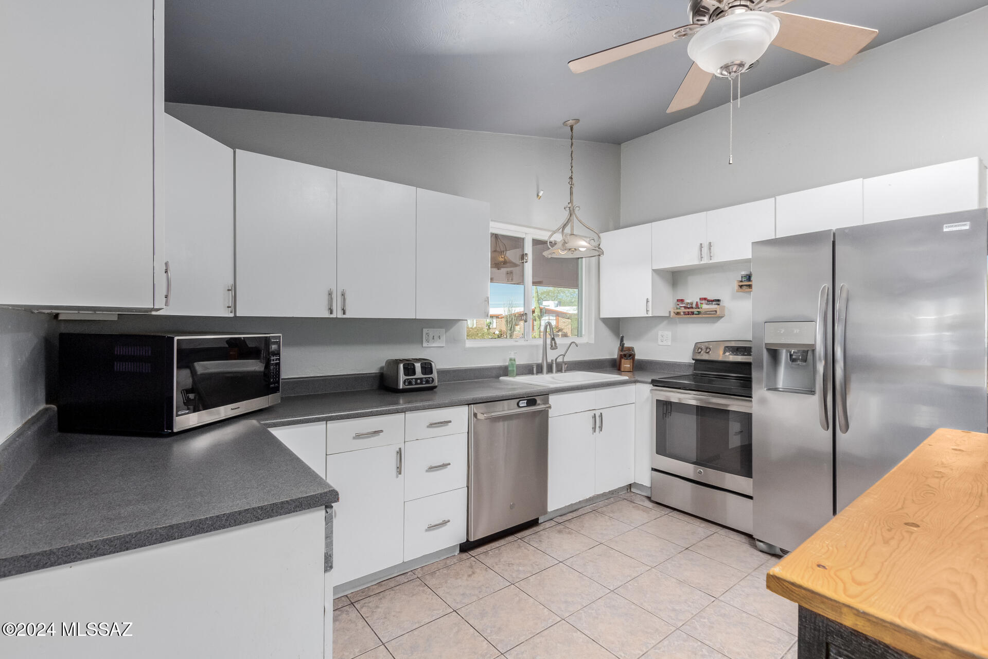 Miramonte Terr - Residential