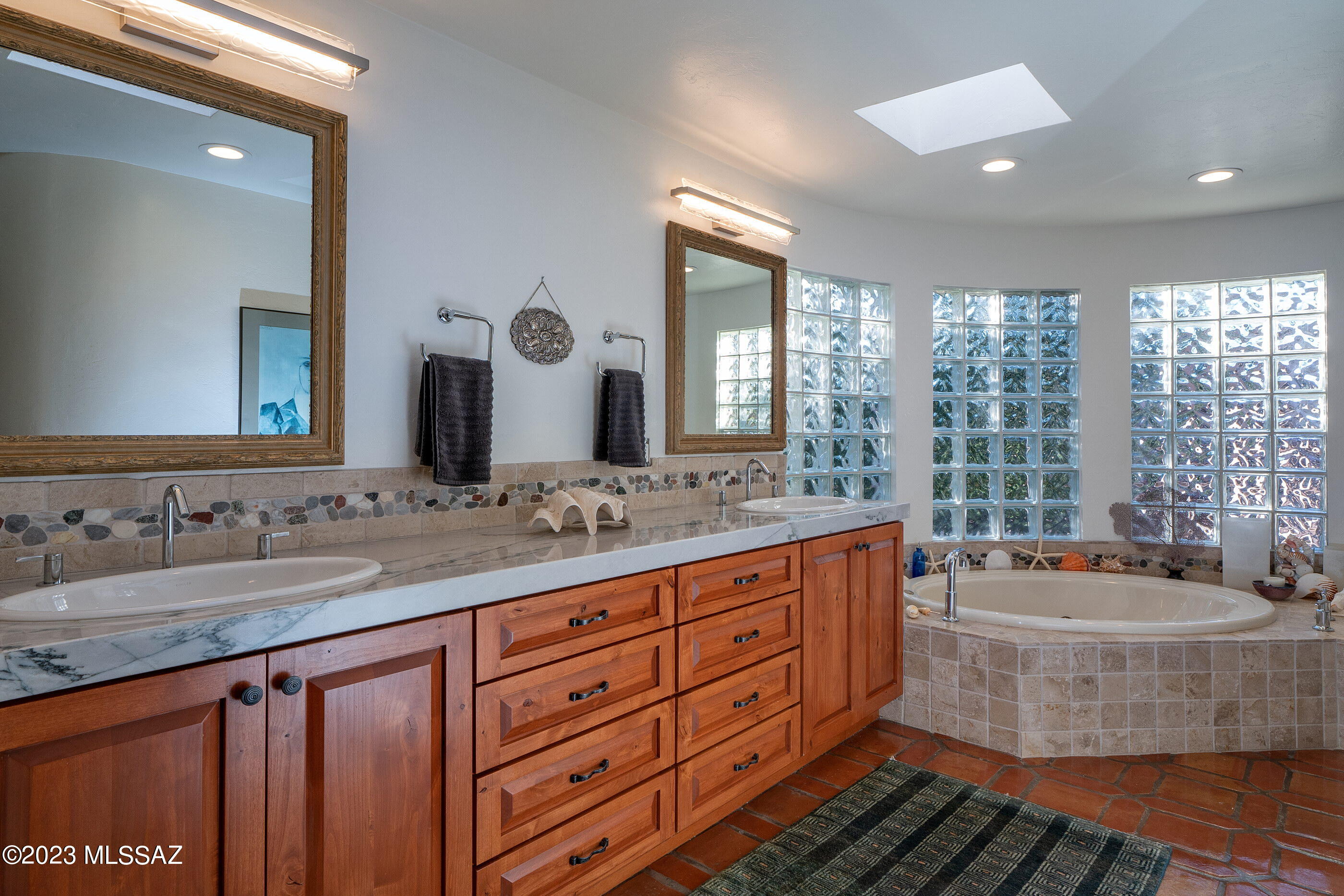 Country Club Estates NO. 1 - Residential