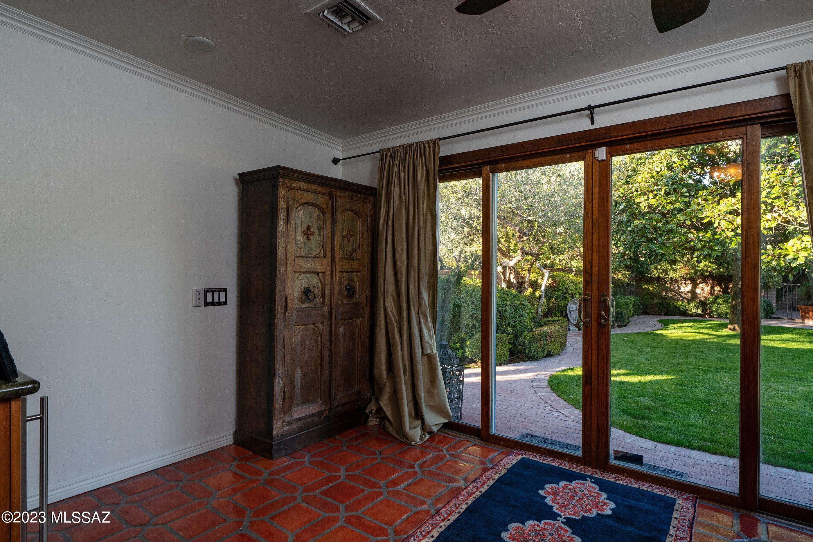 Country Club Estates NO. 1 - Residential
