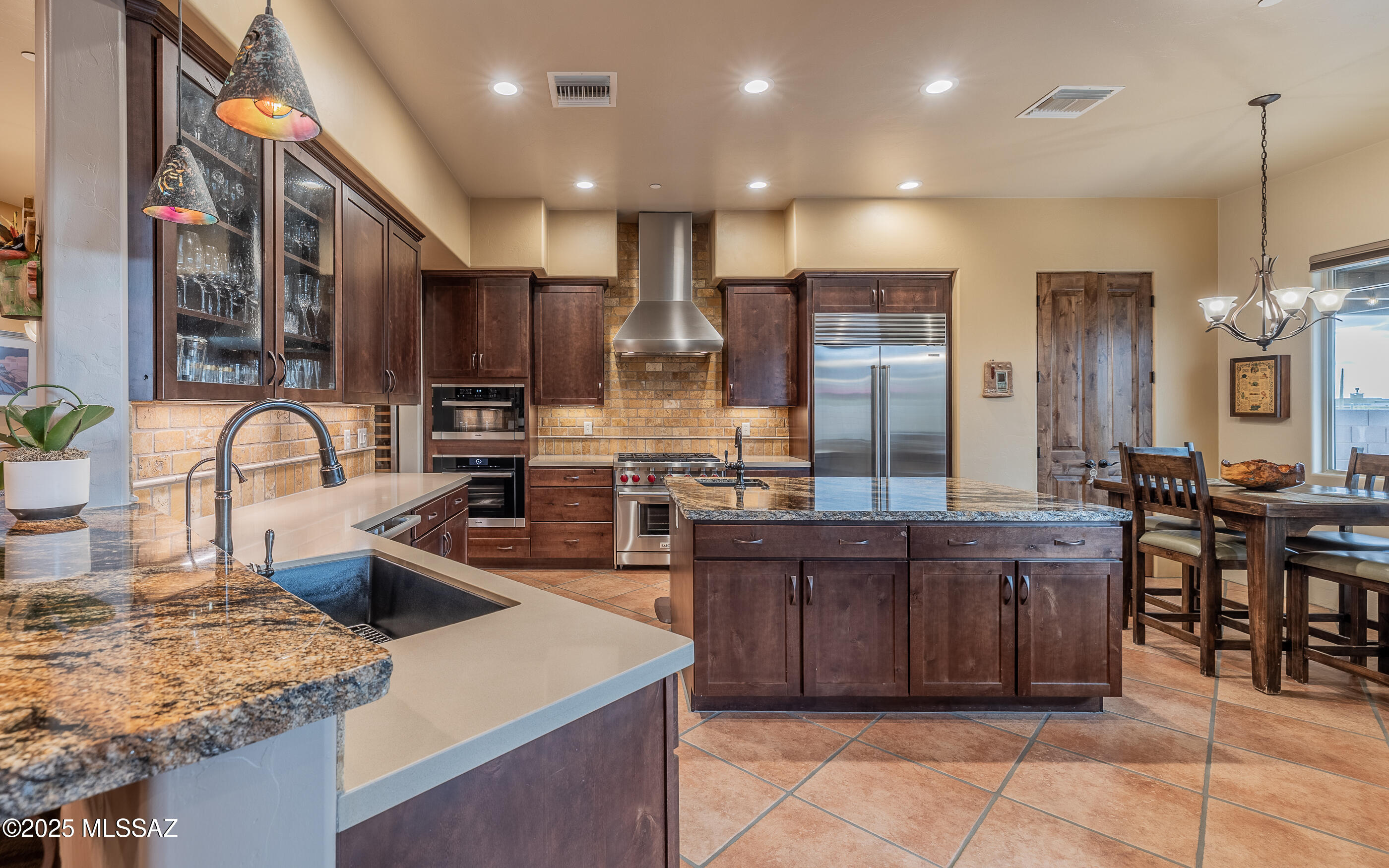 Boulder Bridge Pass At Dove Mountain SQ20132910078 - Residential