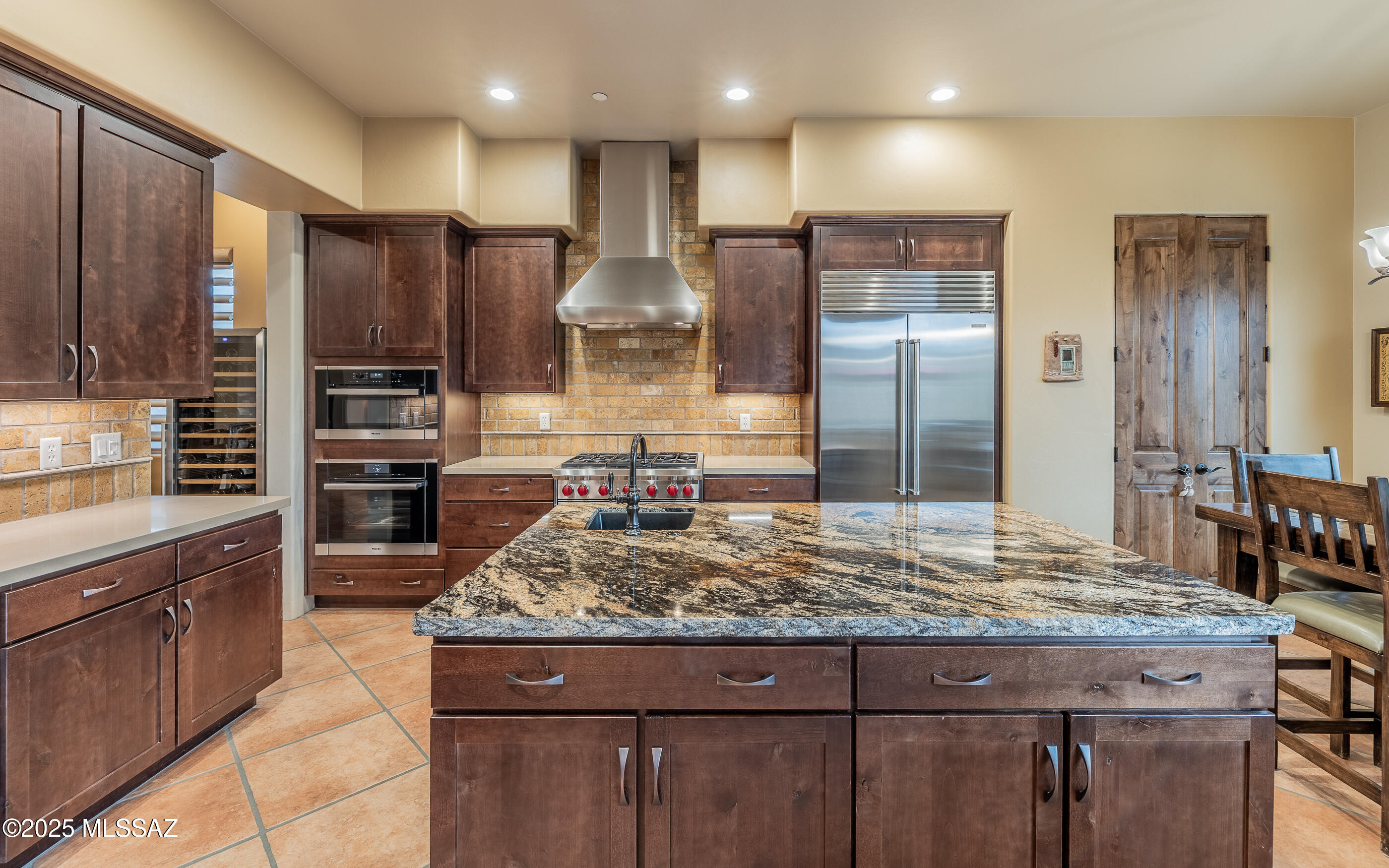 Boulder Bridge Pass At Dove Mountain SQ20132910078 - Residential