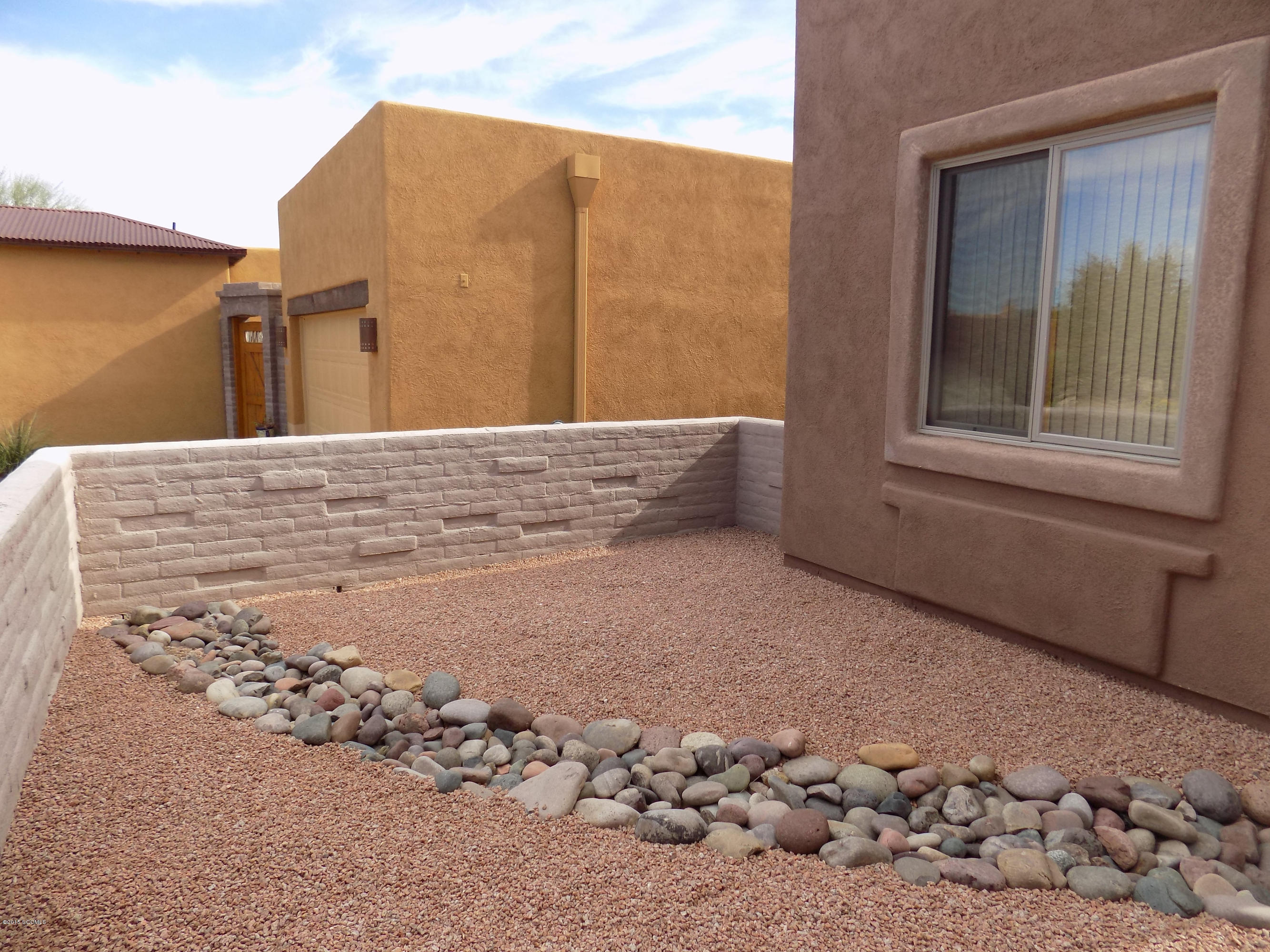 Barrio Trails Head - Residential
