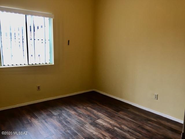 Mission Oaks (1-90) - Residential Lease