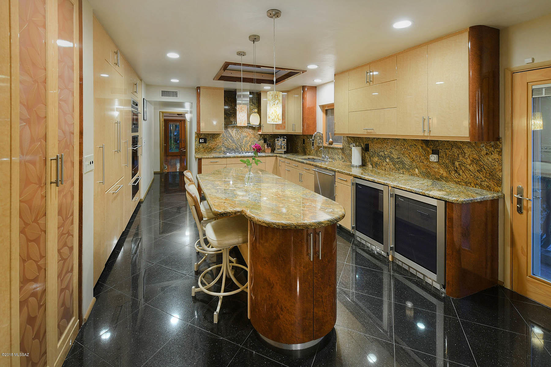 University Manor - Residential
