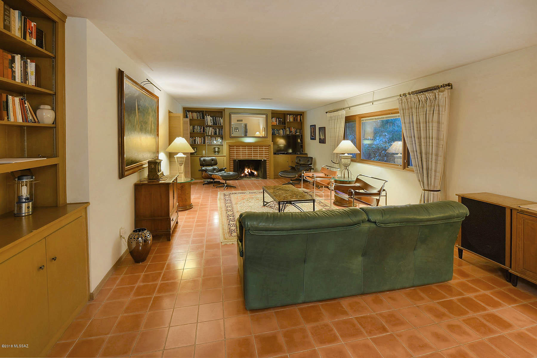 University Manor - Residential