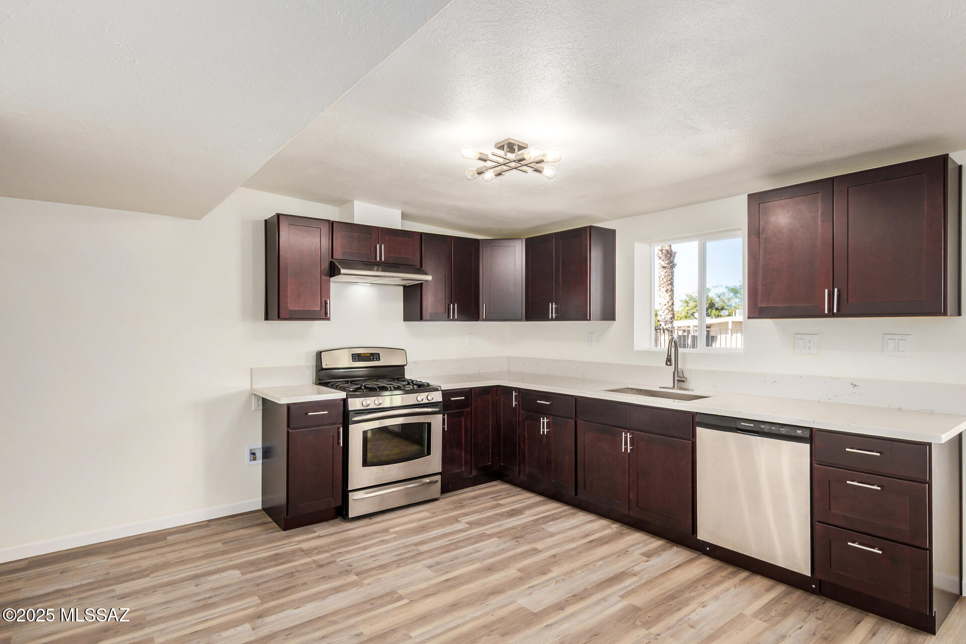 Santo Tomas Del Norte (53-80) - Residential