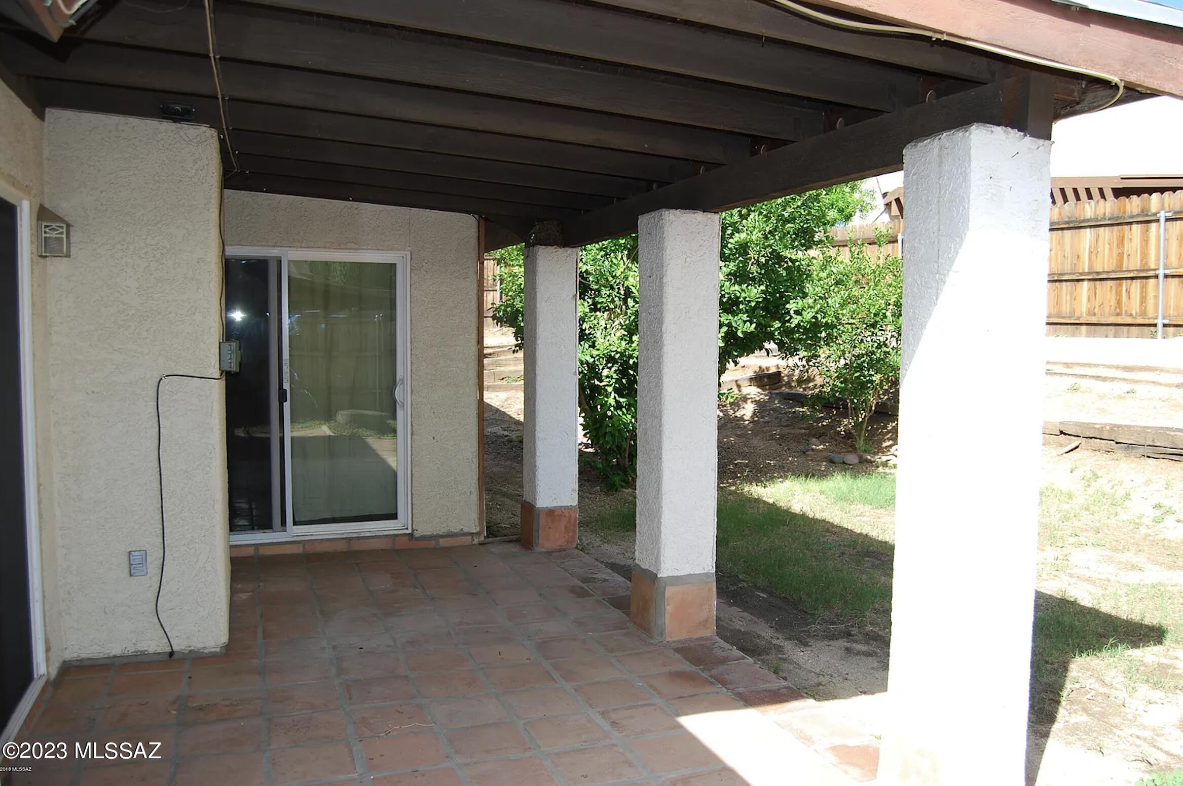 Gatewood Ranch (92-293) - Residential Lease