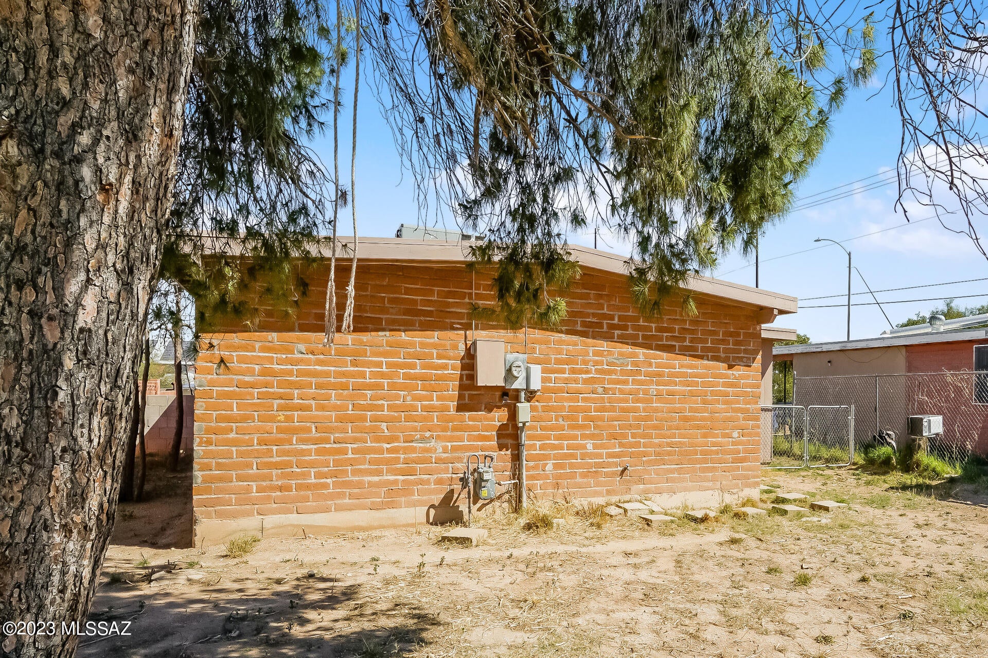 Honcho Estates (1-71) - Residential Lease