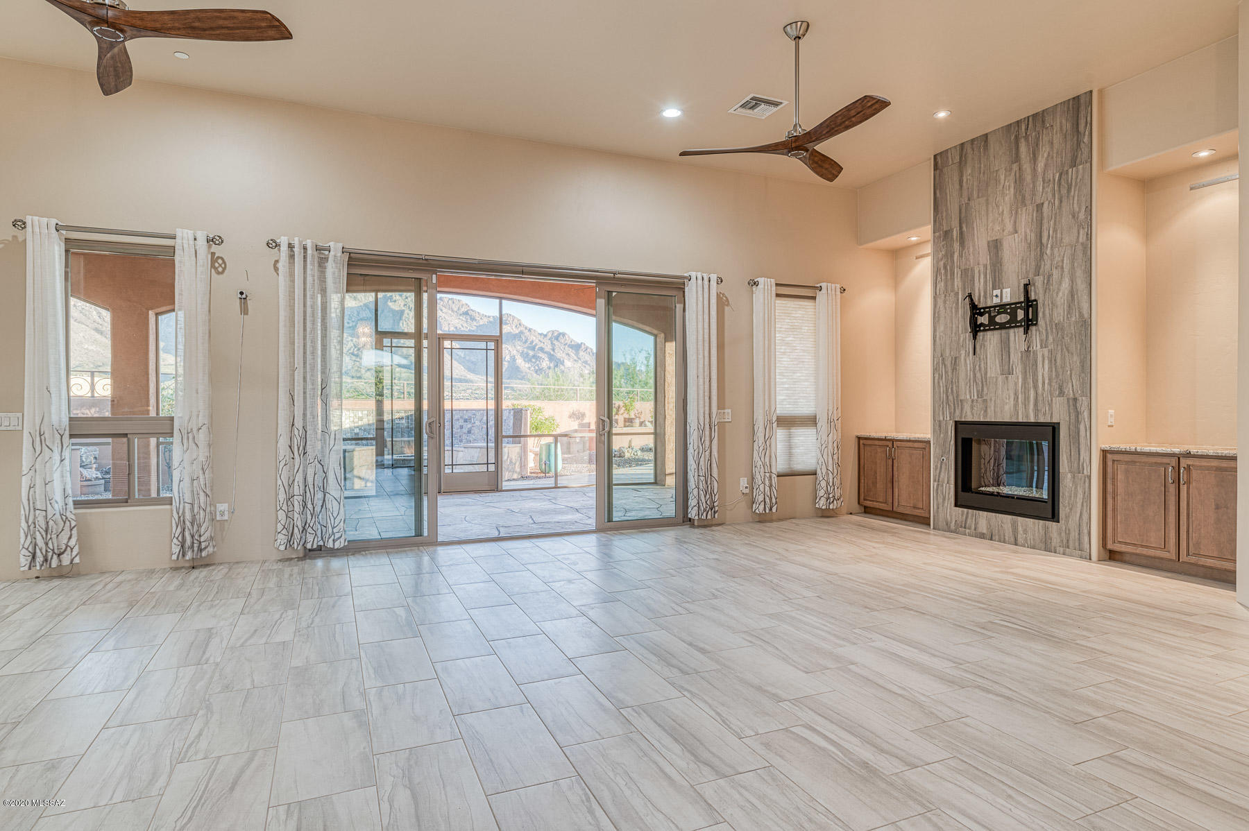 Rivers Edge/Canada Del Oro Estates (1-45) - Residential