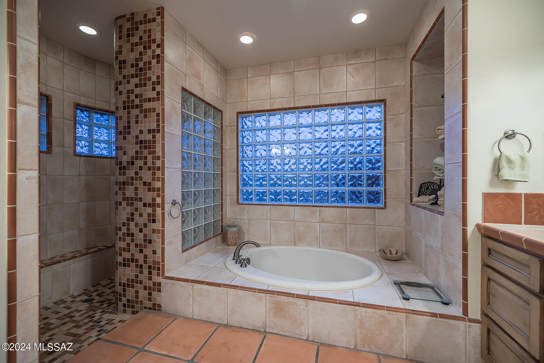 The Ridge At Ventana Canyon (45-63) - Residential
