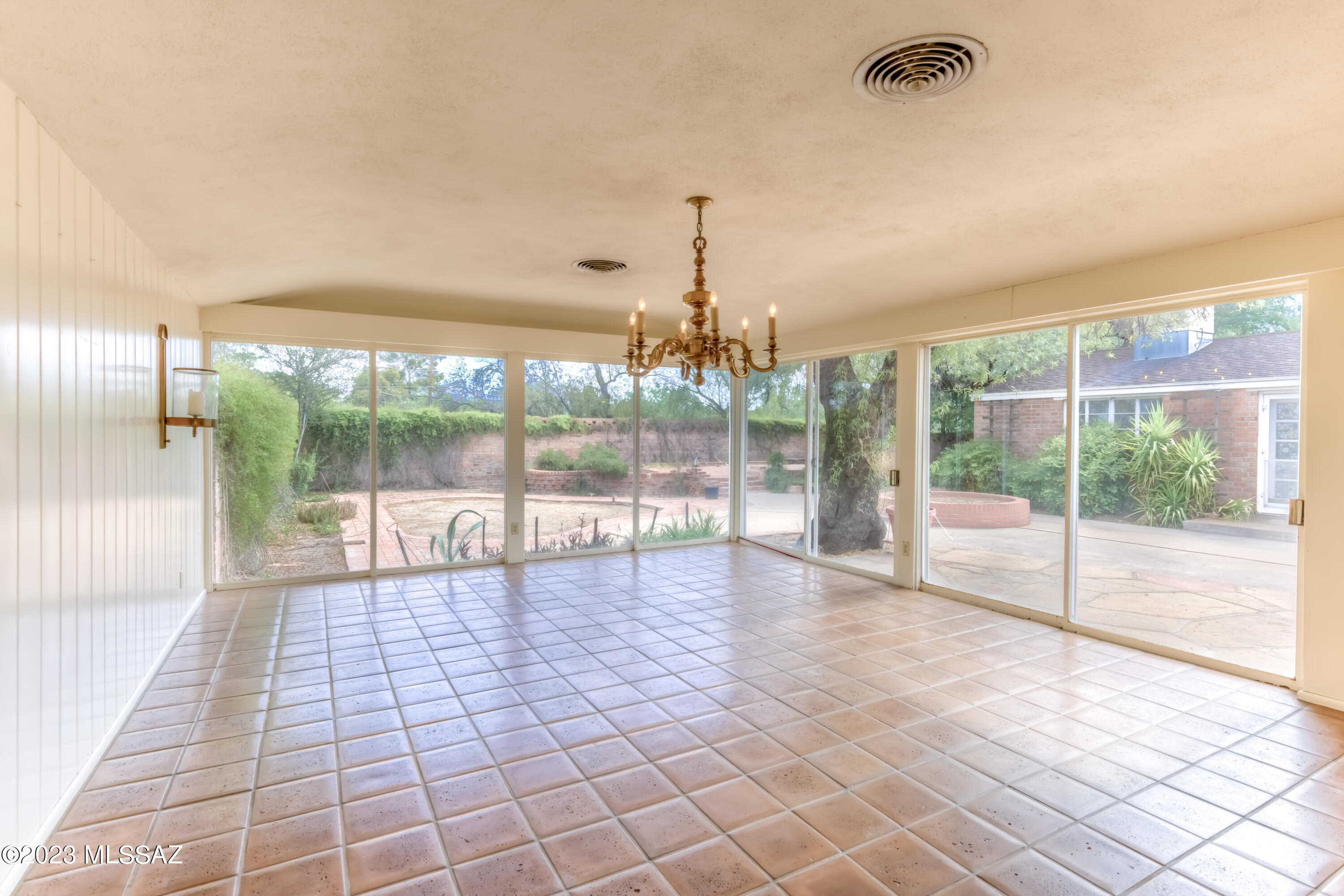Aldea Linda - Residential