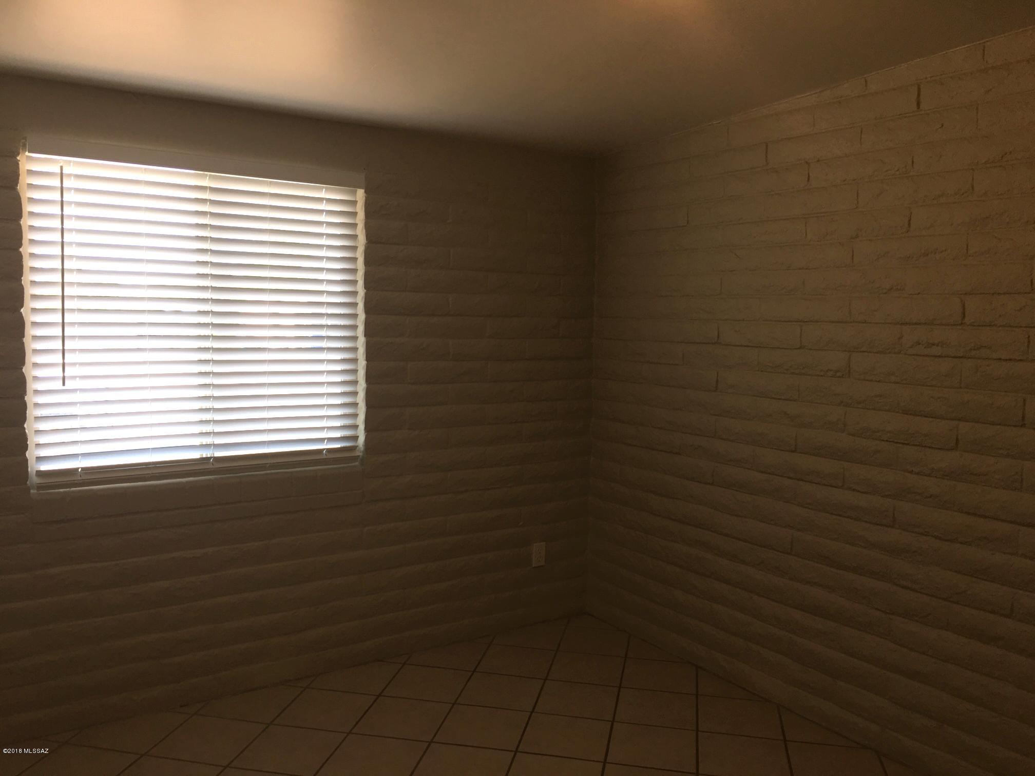 Olive Grove (396-595) - Residential Lease