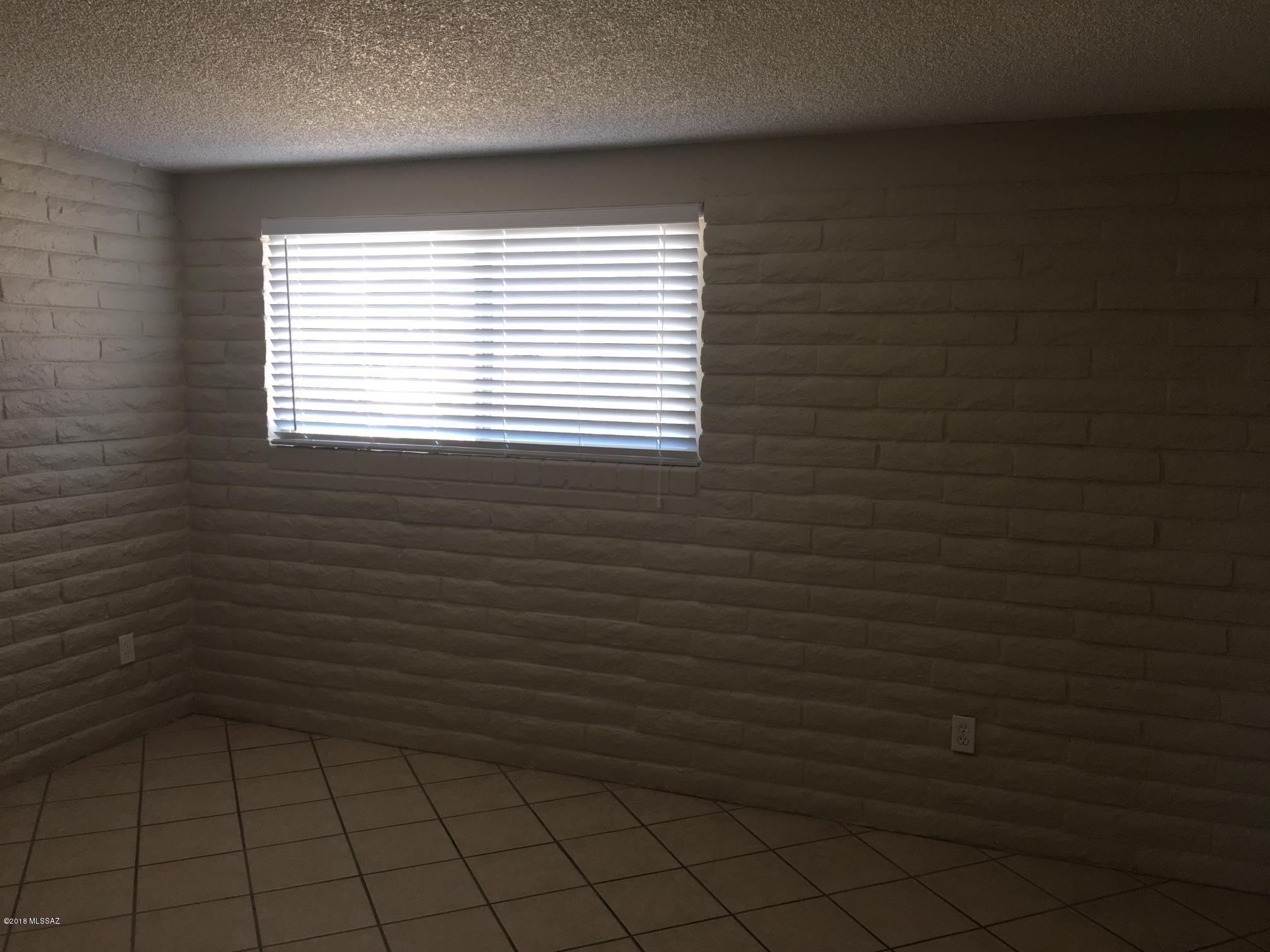 Olive Grove (396-595) - Residential Lease