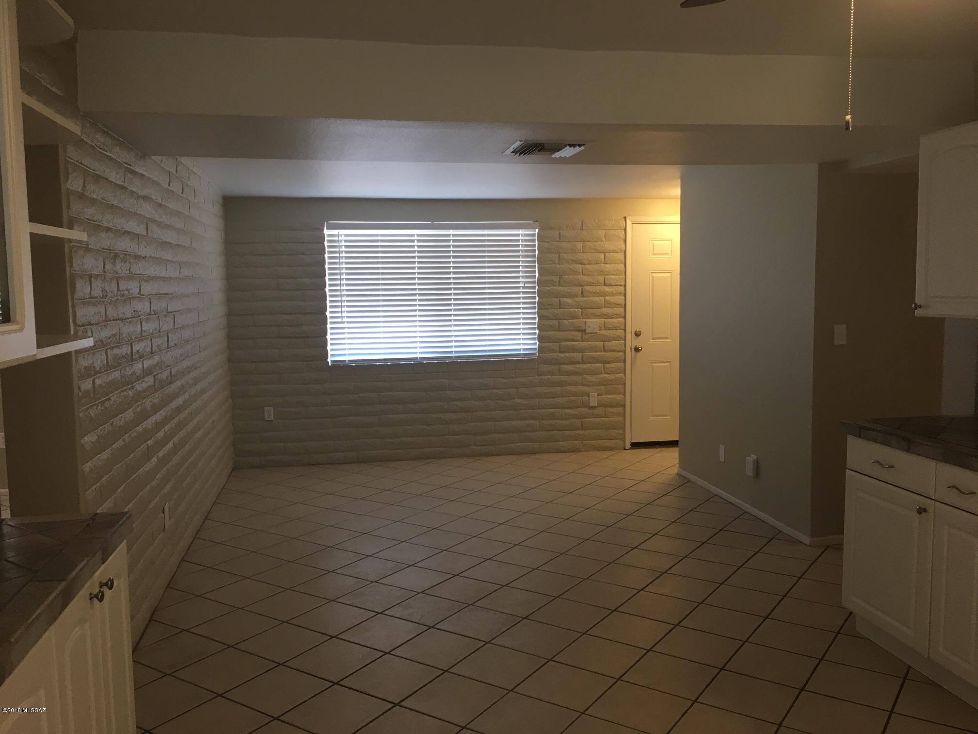 Olive Grove (396-595) - Residential Lease