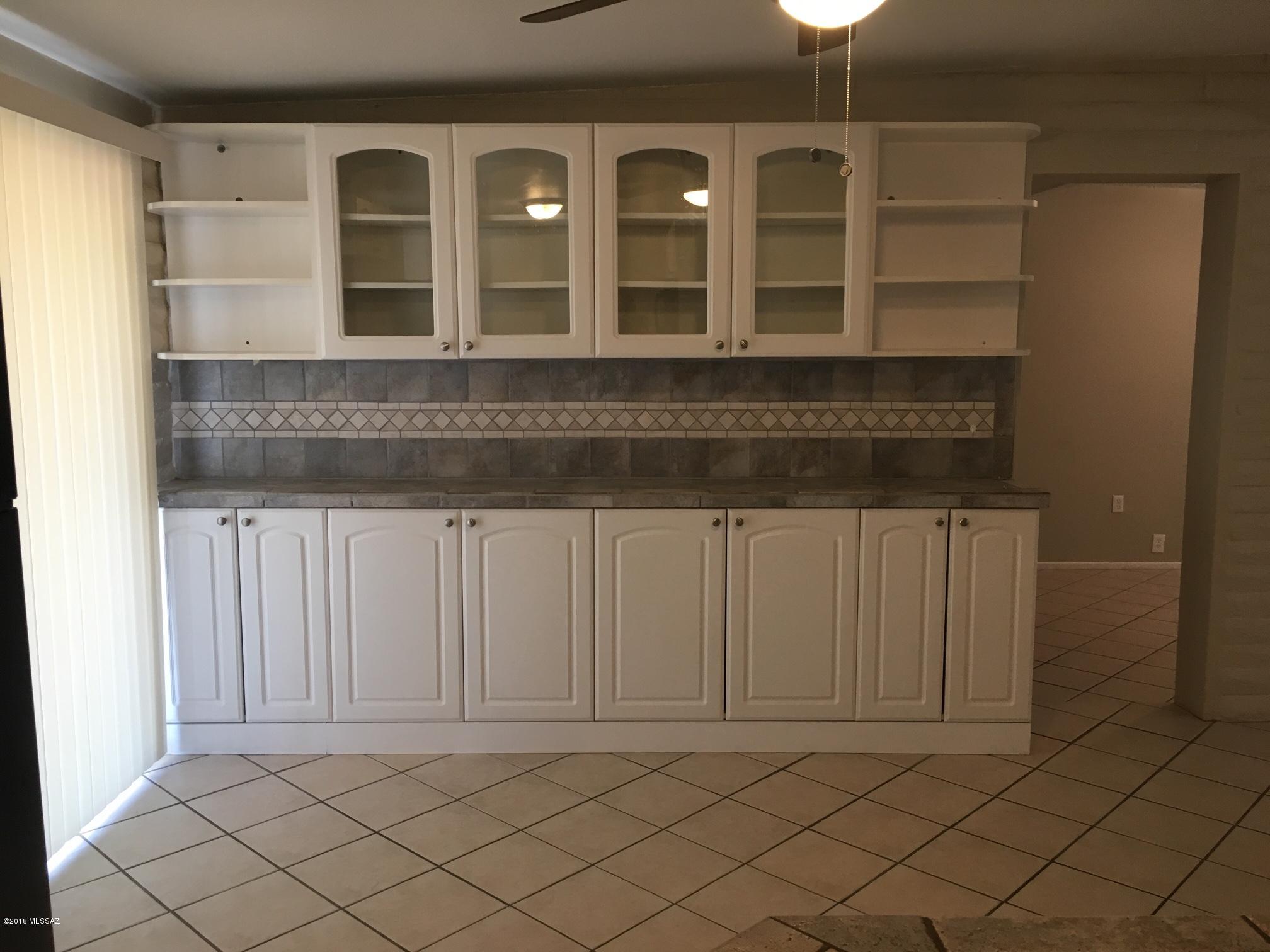 Olive Grove (396-595) - Residential Lease