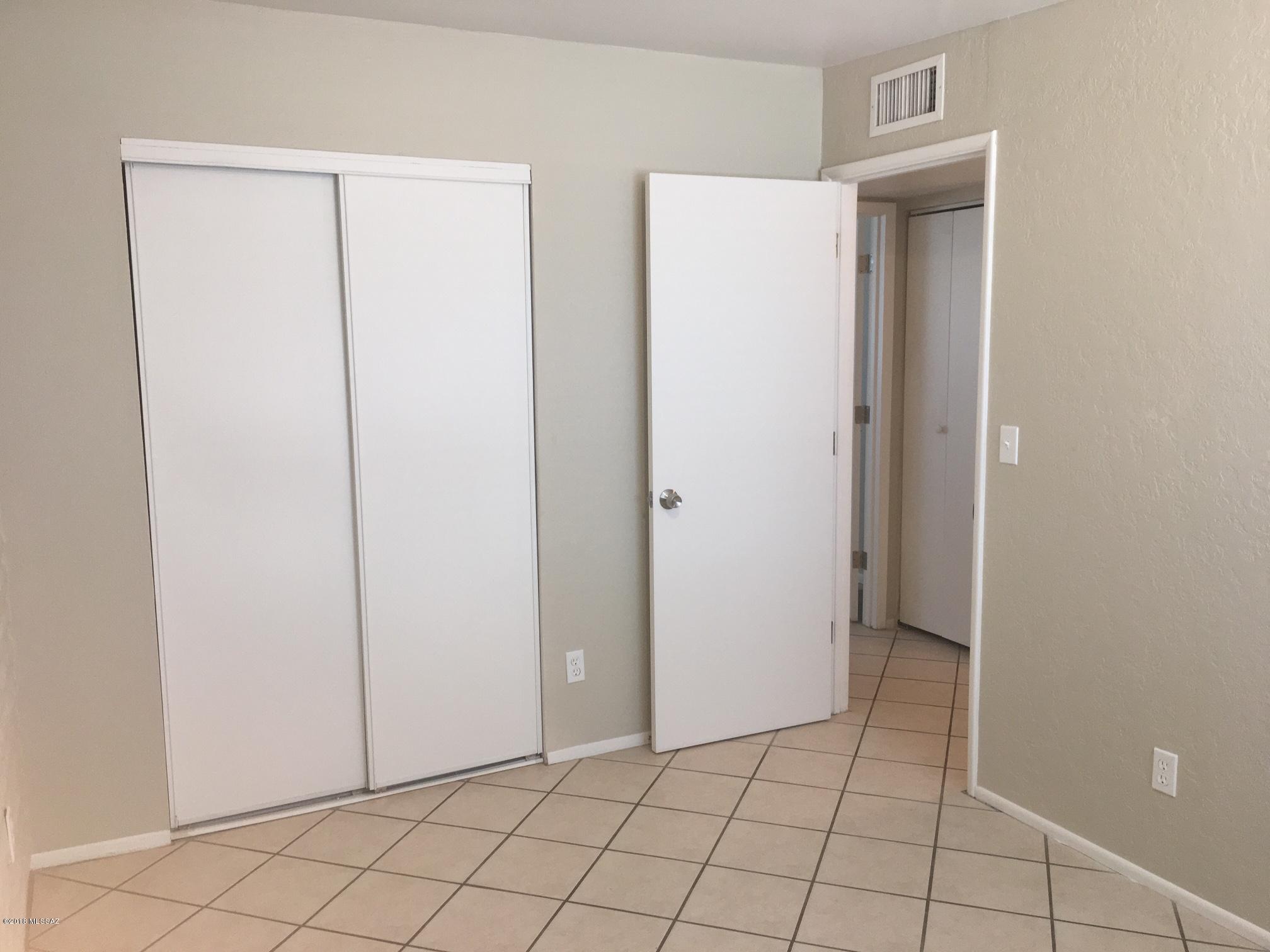 Olive Grove (396-595) - Residential Lease
