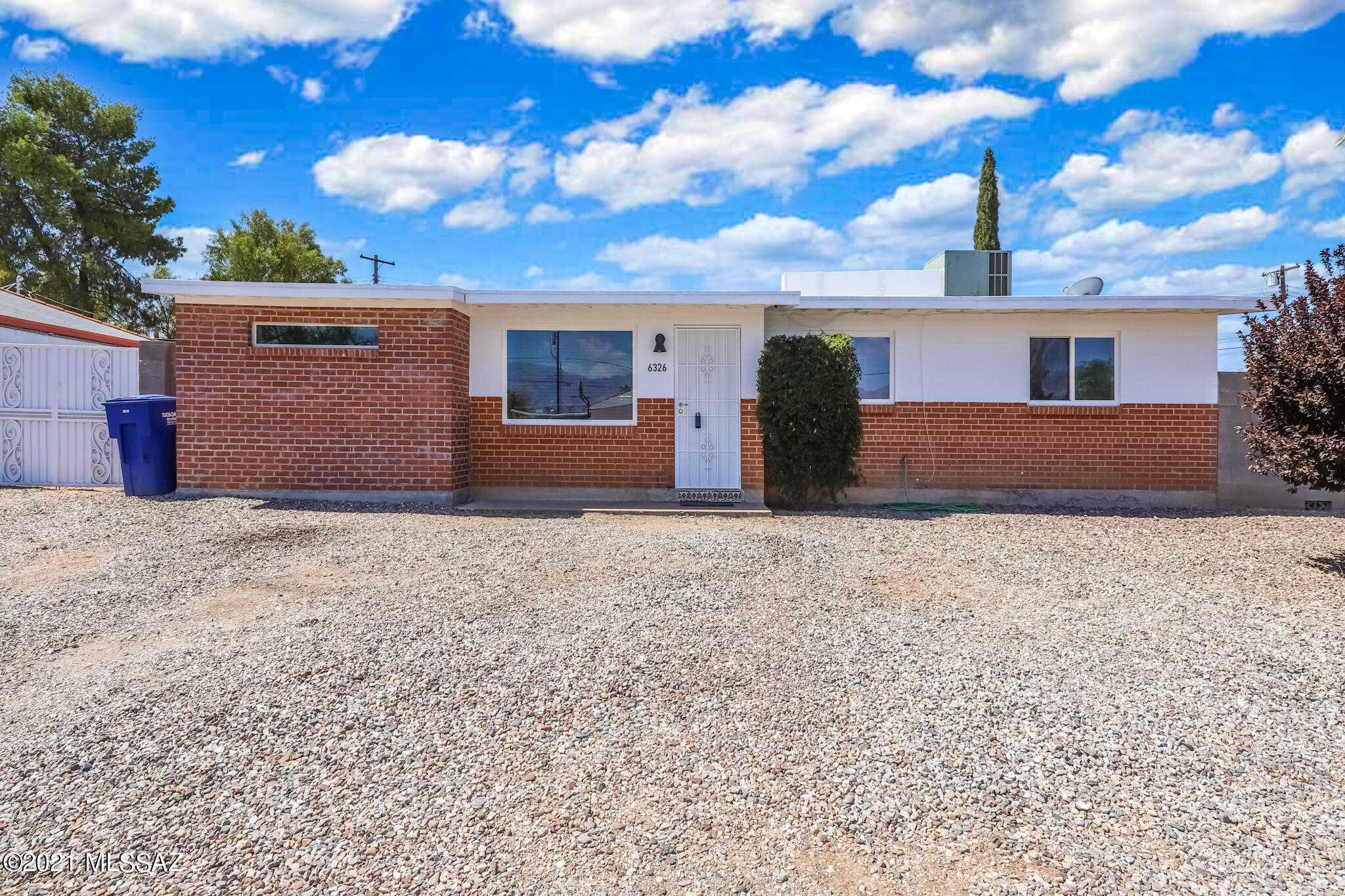 WOW!! Take a look at this Beautifully updated 4 bedroom eastside home!! Home offers split bedroom plan, new kitchen cabinets, and tile flooring throughout. The Backyard is beautifully landscaped with a covered patio and perfect for entertaining. Close to nearby shopping and restaurants!