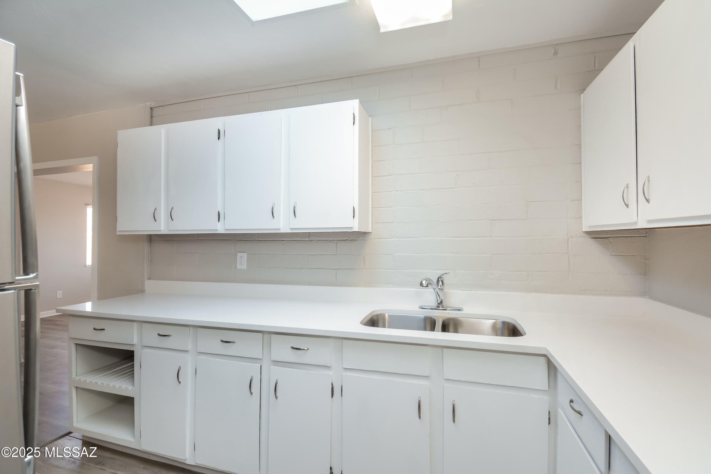 Western Hills Addition NO. 2 - Residential Lease