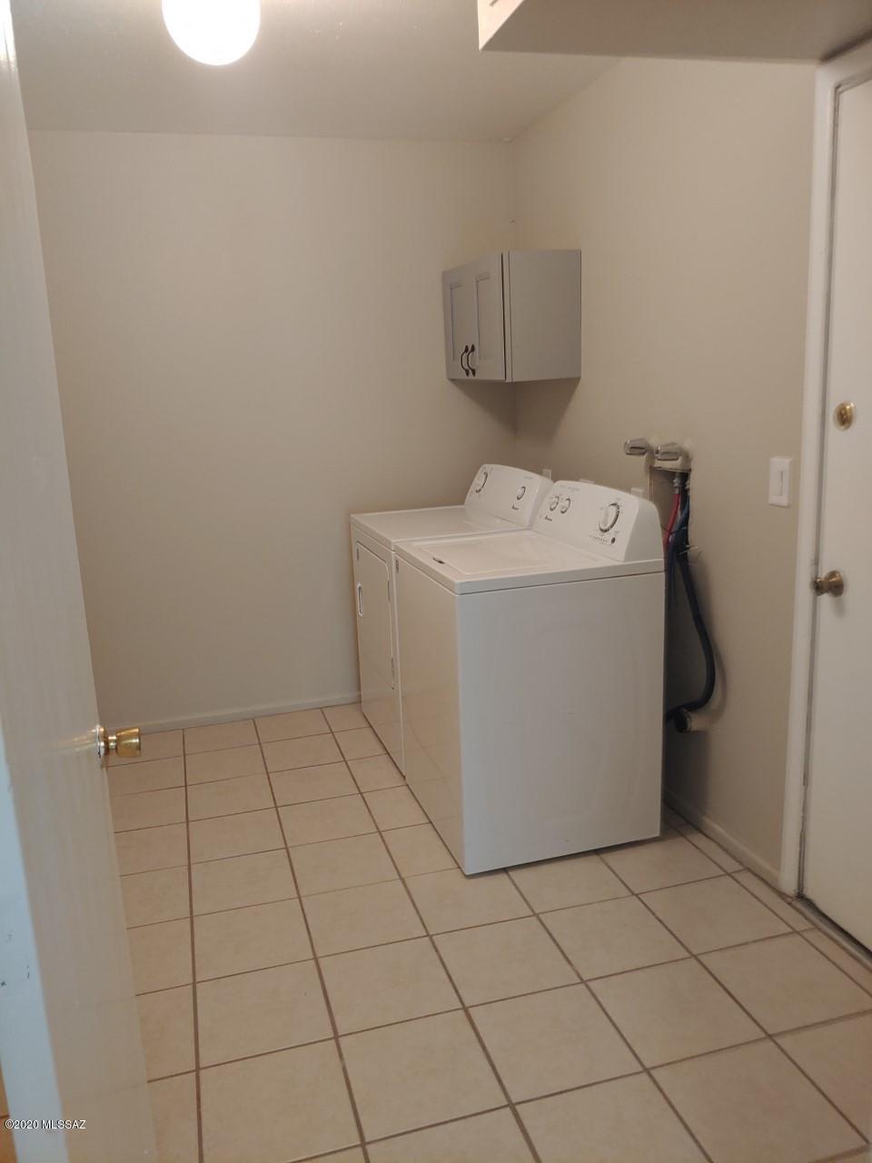 Limberlost Fields (1-28) - Residential Lease