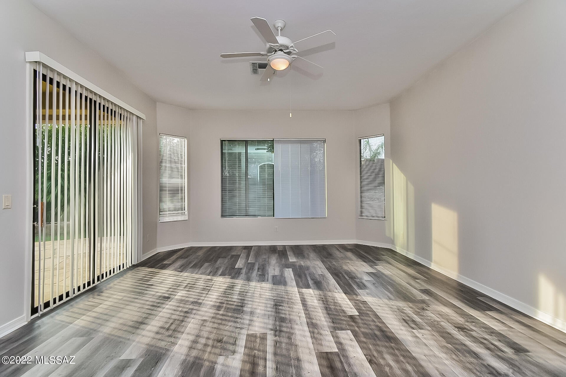Bluffs At Dove Mountain (1-122) - Residential Lease