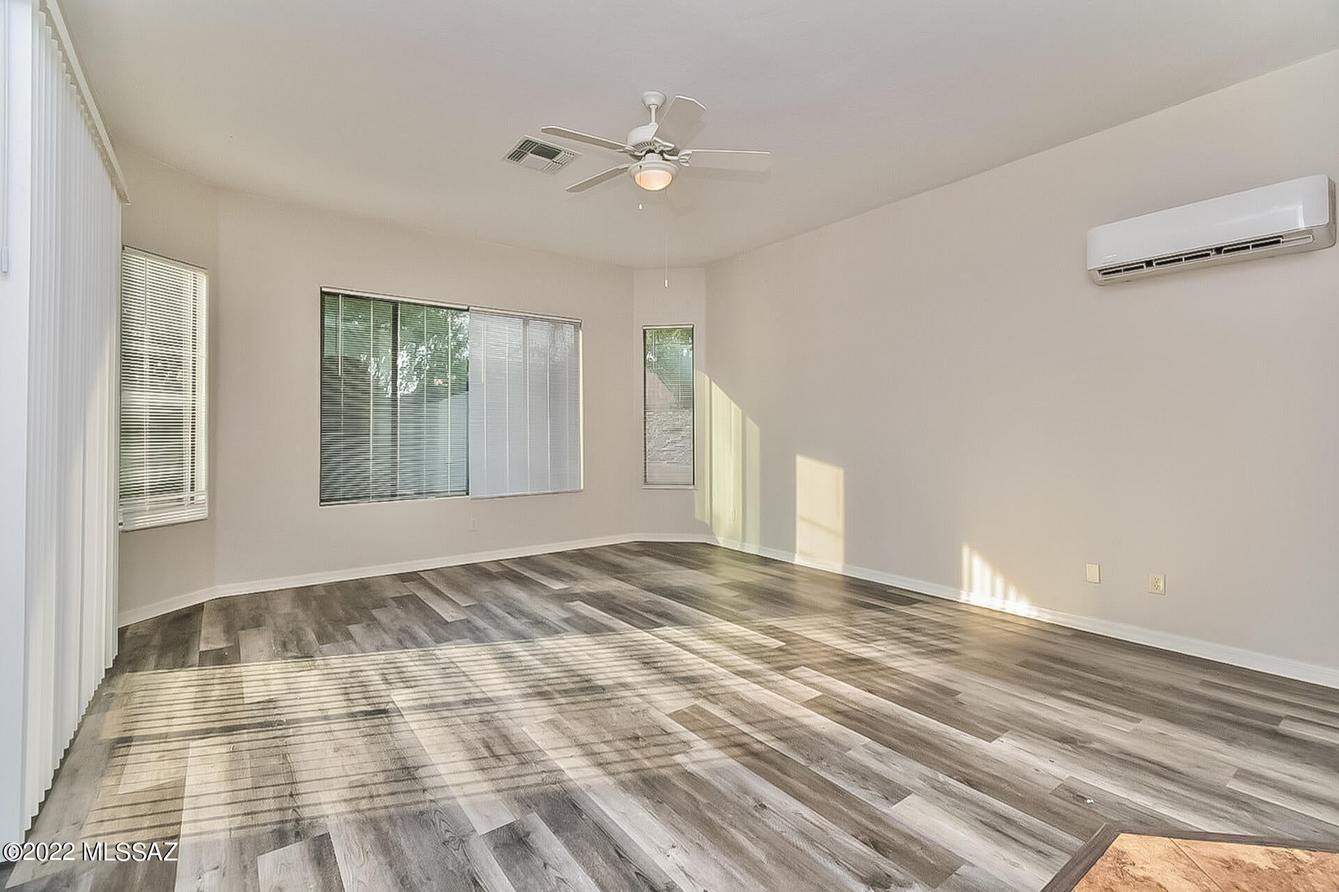 Bluffs At Dove Mountain (1-122) - Residential Lease