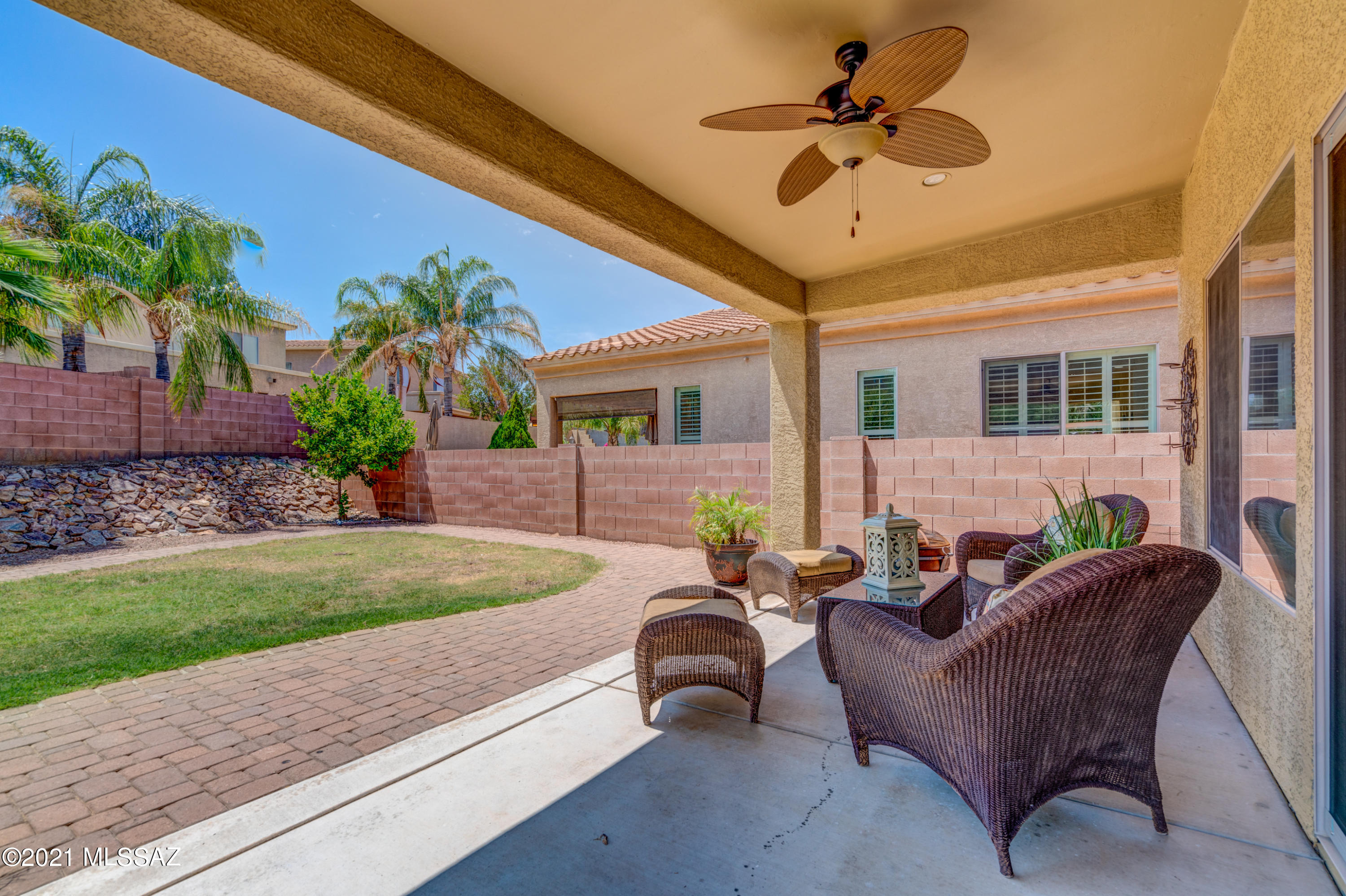 Encanto Del Lago (1-82) - Residential