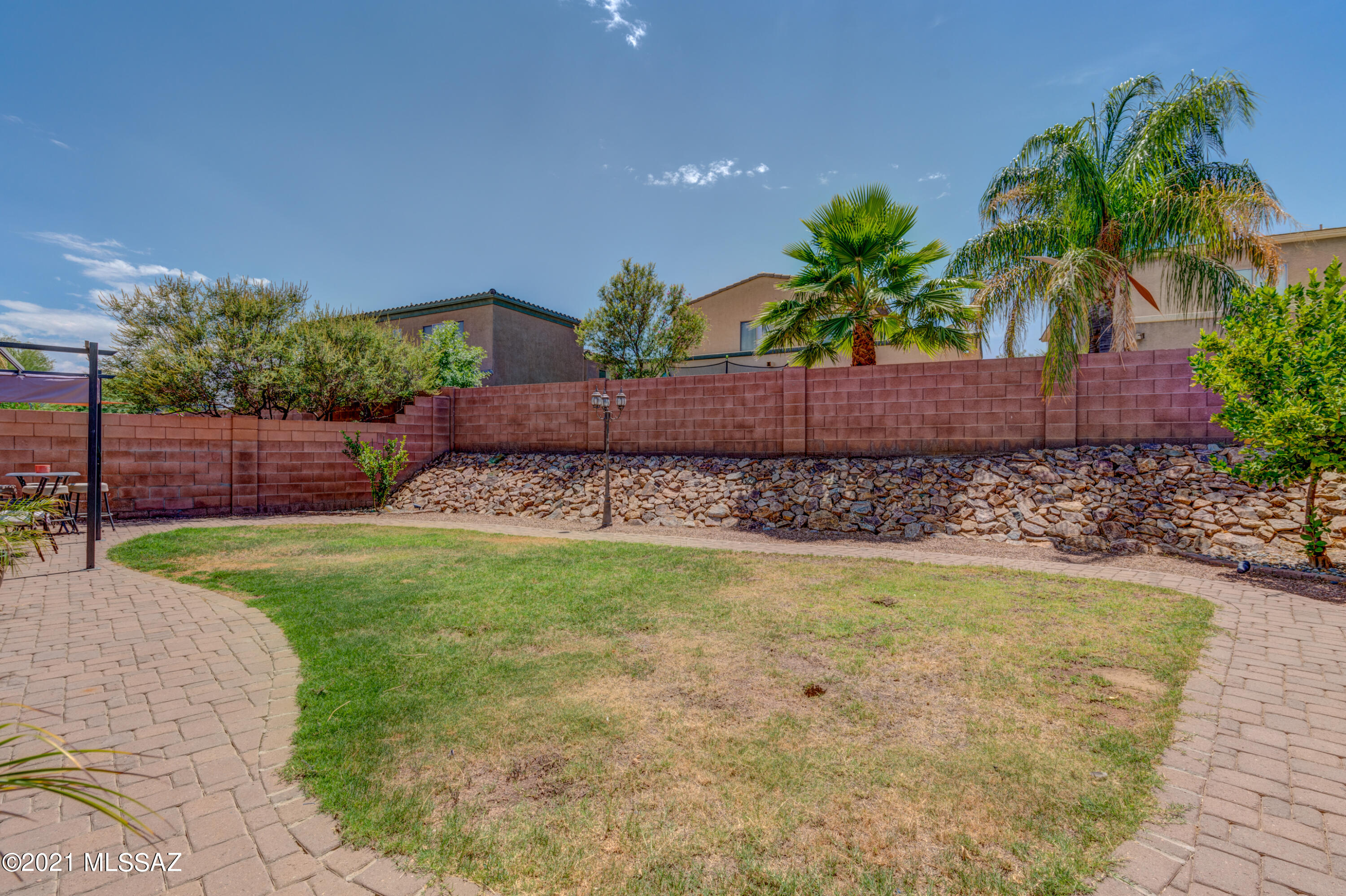 Encanto Del Lago (1-82) - Residential