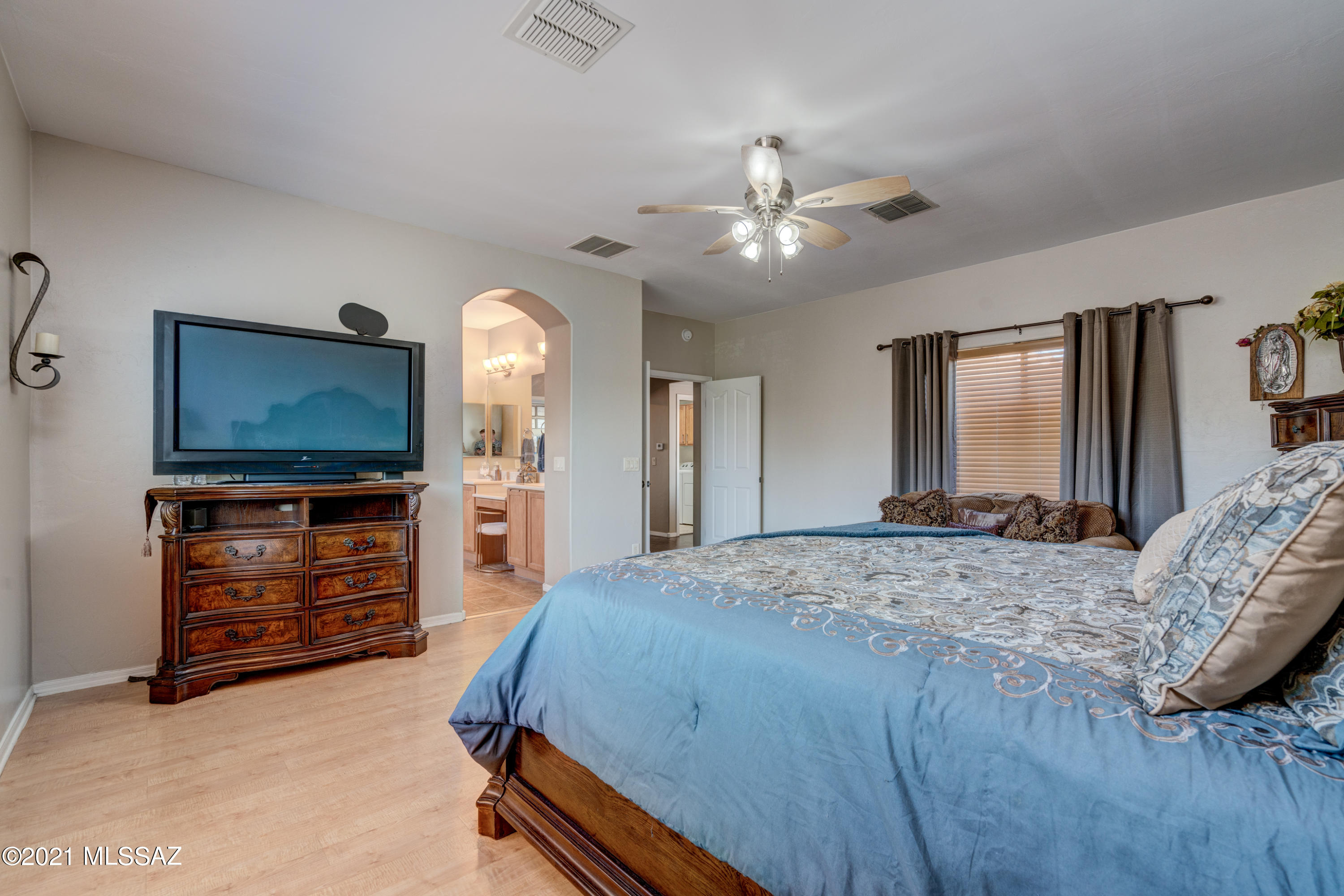 Encanto Del Lago (1-82) - Residential