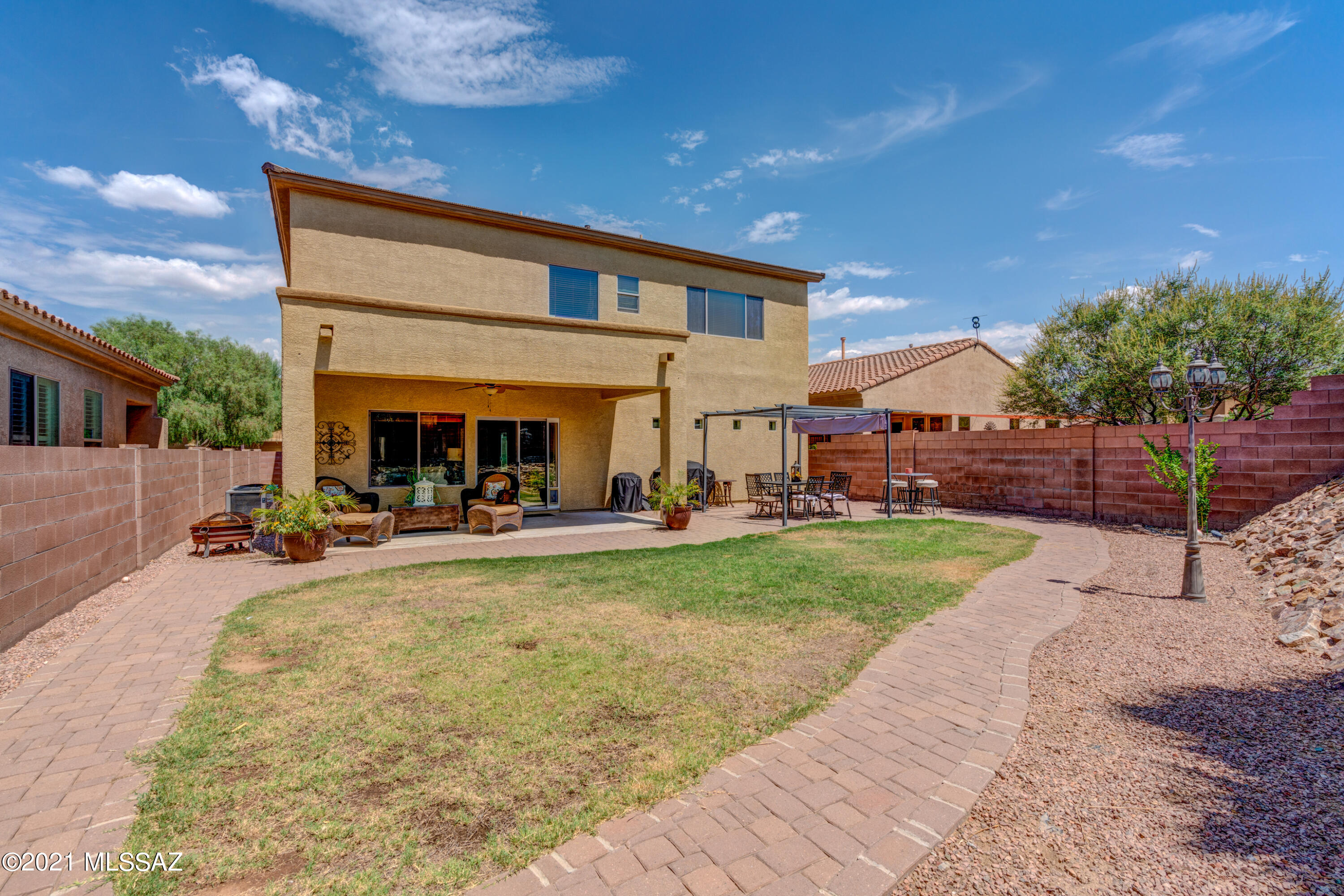 Encanto Del Lago (1-82) - Residential