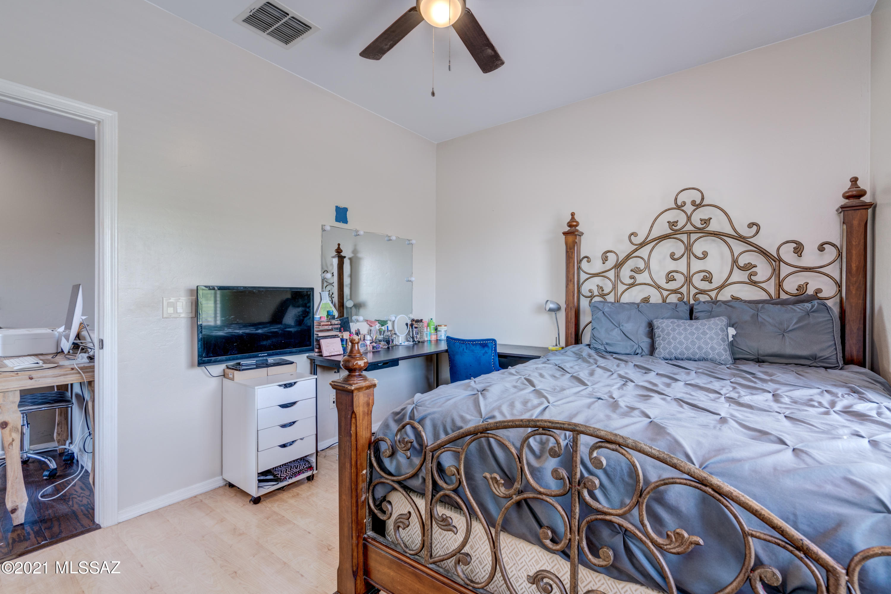 Encanto Del Lago (1-82) - Residential