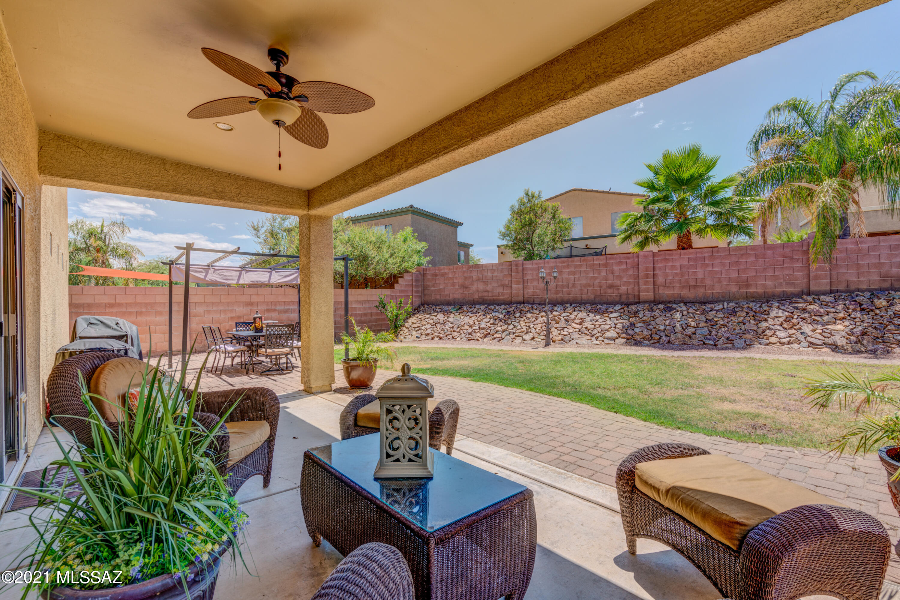 Encanto Del Lago (1-82) - Residential