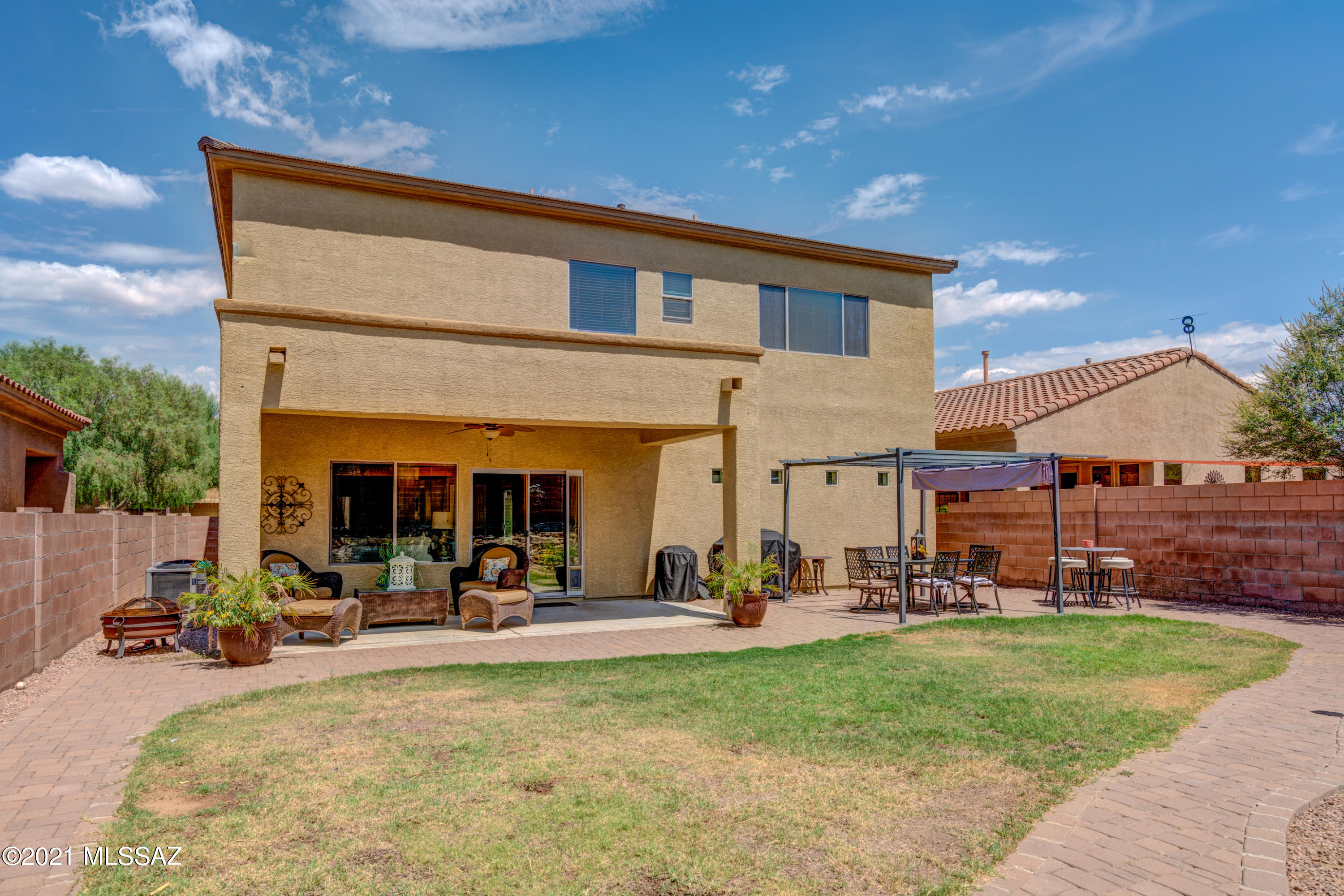 Encanto Del Lago (1-82) - Residential
