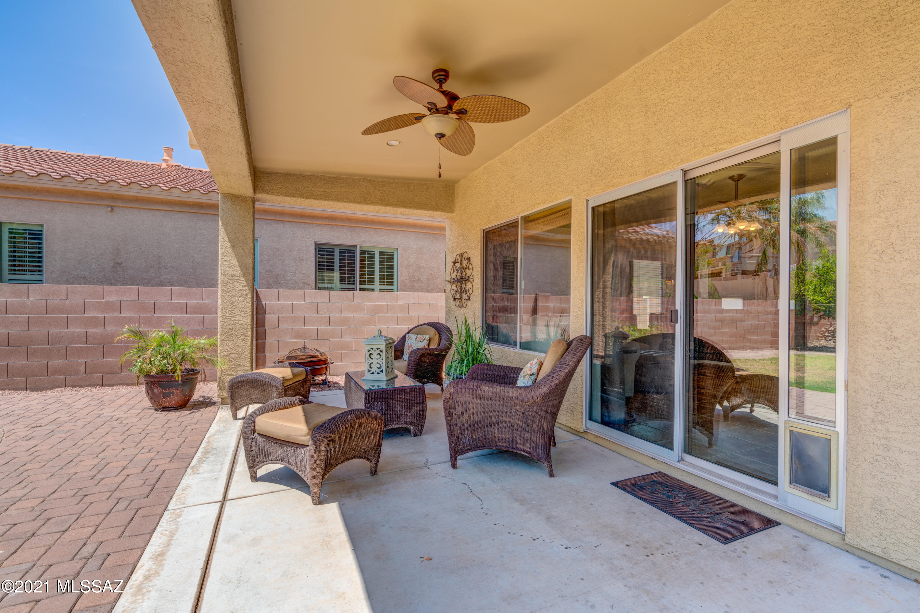 Encanto Del Lago (1-82) - Residential