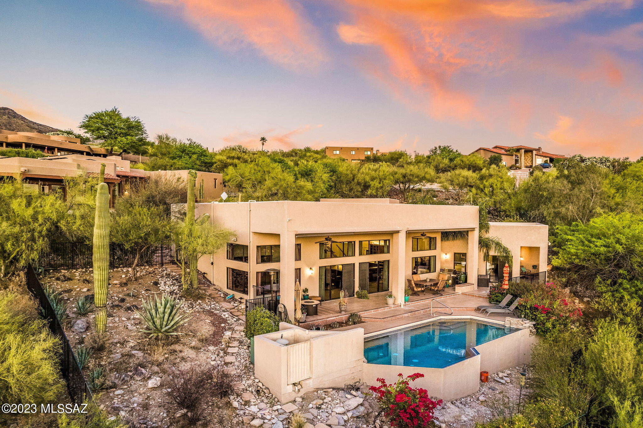 Sin Vacas (1-127 & 129-235) - Residential