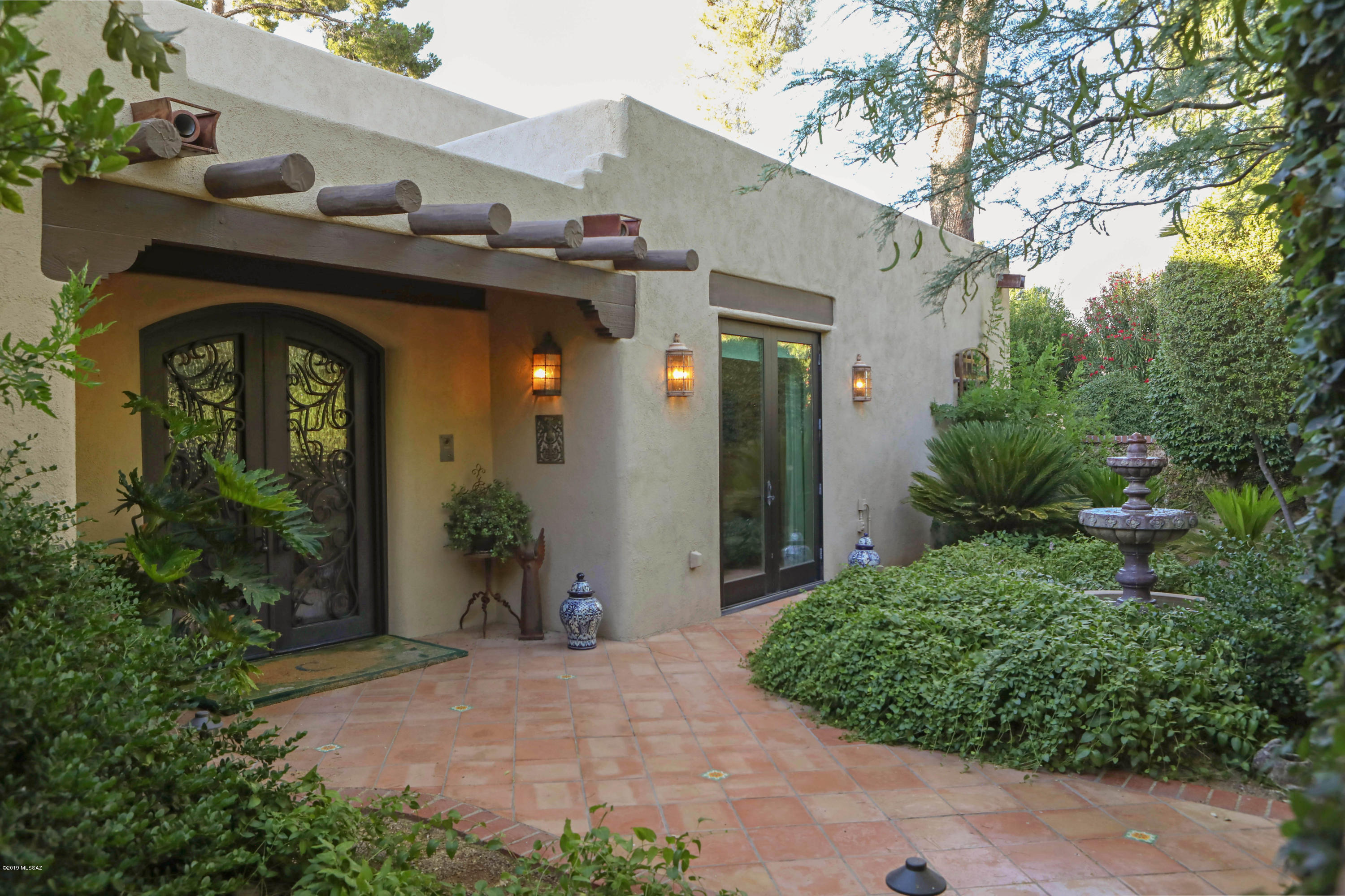 Country Club Estates NO. 1 - Residential