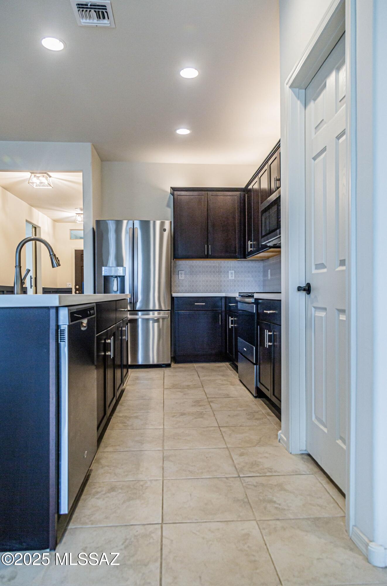 Gladden Farms BLK 26 - Residential Lease