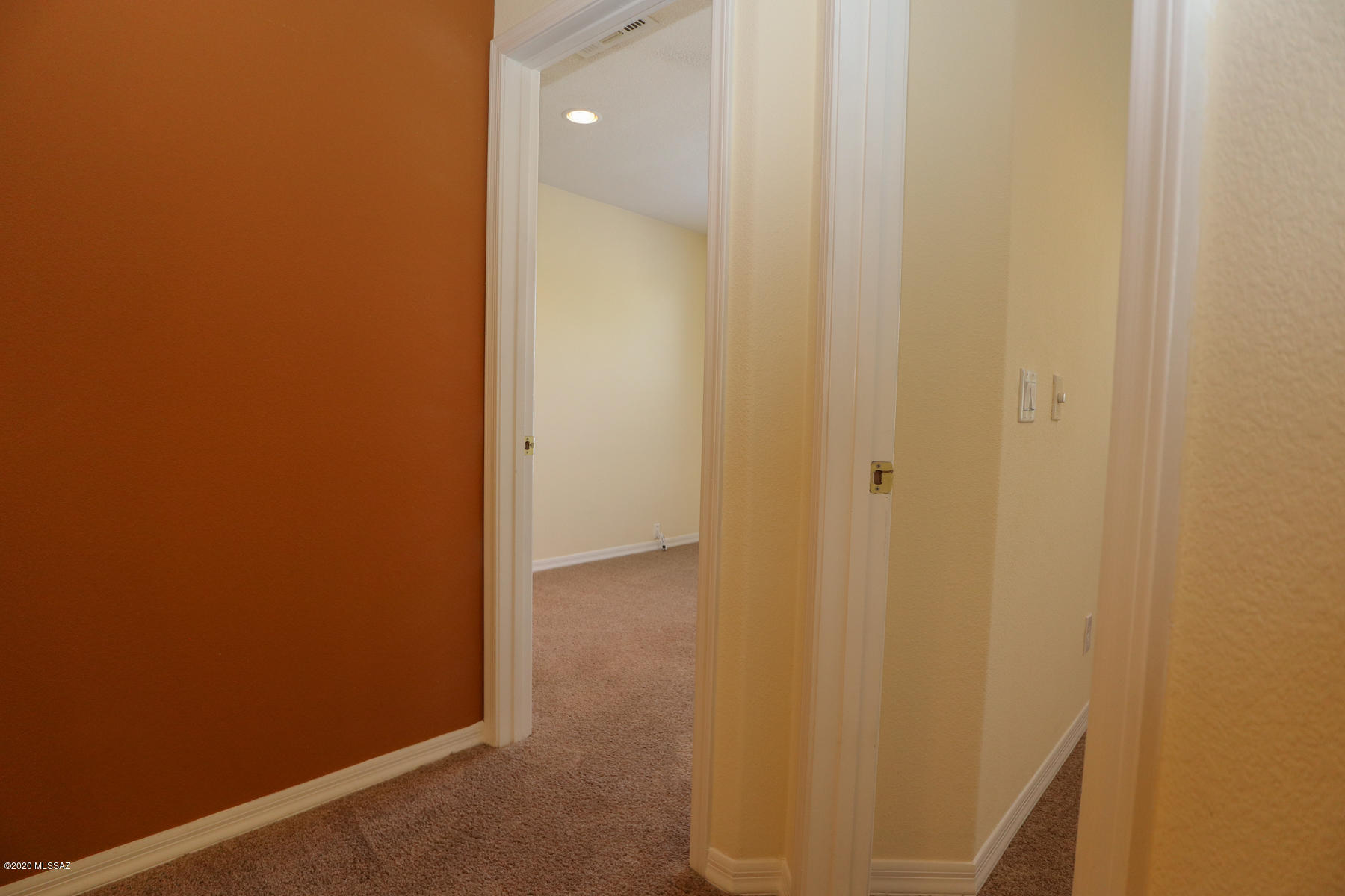 Pantano Ridge (1-123) - Residential Lease