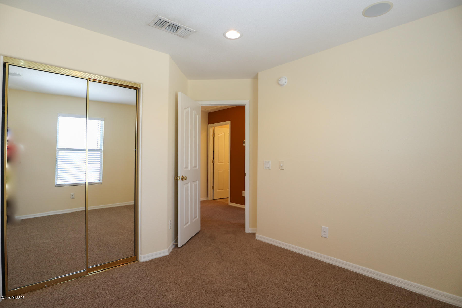 Pantano Ridge (1-123) - Residential Lease