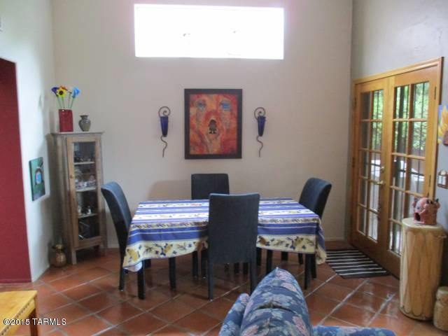 Rancho Palomino (1-27) - Residential Lease