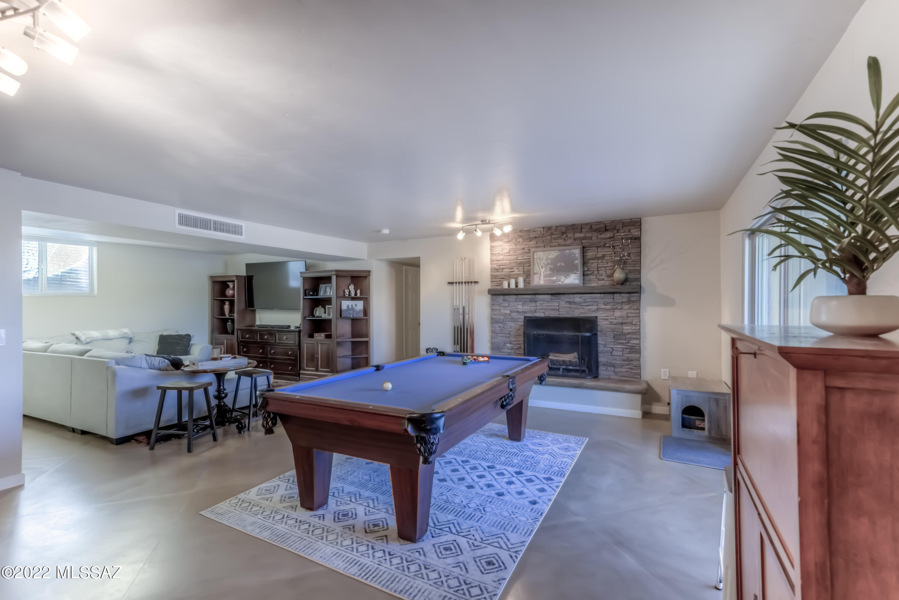 Santa Catalina Estates NO. 4 (1-180) - Residential